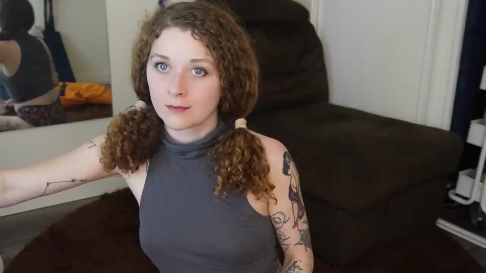 Gallery image thumbnail from peachyqueen's myfreecams stream on, 08/09/2026, 21:37 image 4 of 20