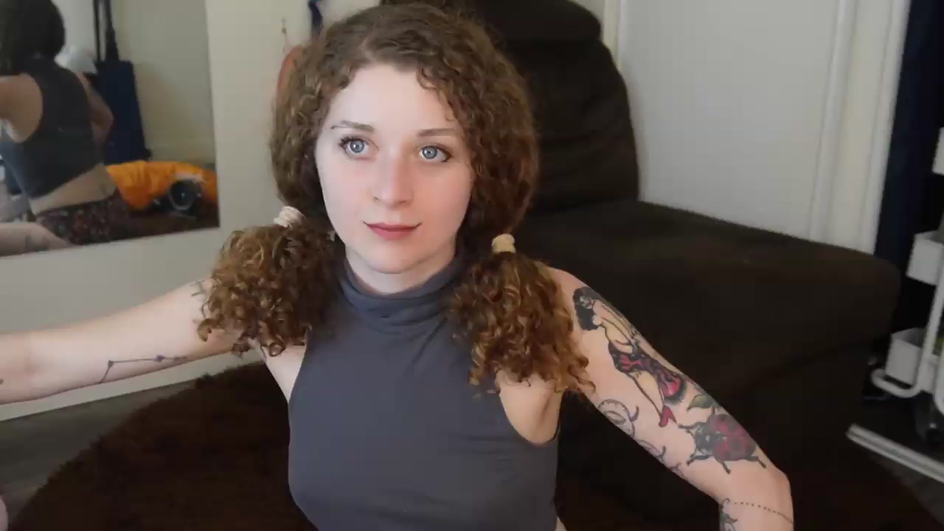 Gallery image thumbnail from peachyqueen's myfreecams stream on, 08/09/2026, 21:37 image 7 of 20