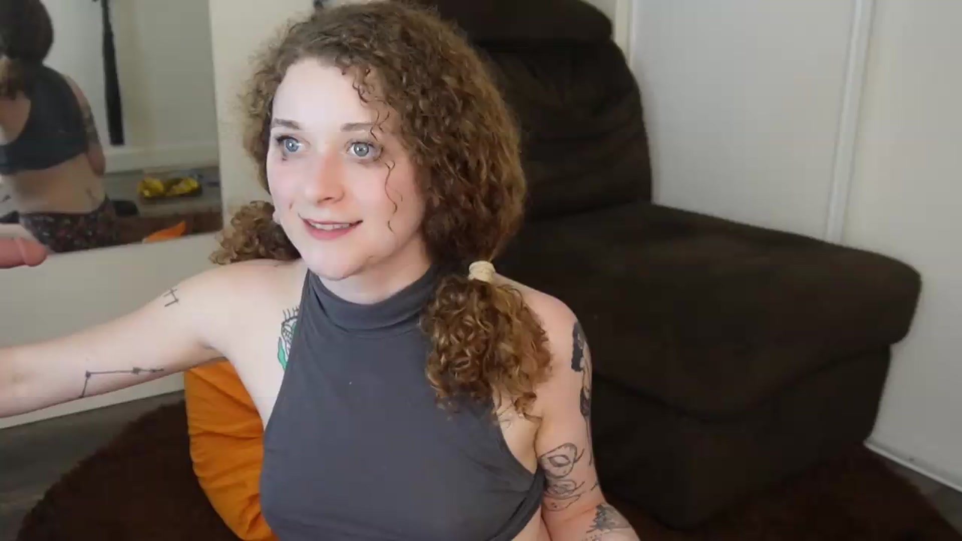 Gallery image thumbnail from peachyqueen's myfreecams stream on, 08/09/2026, 23:41 image 2 of 20