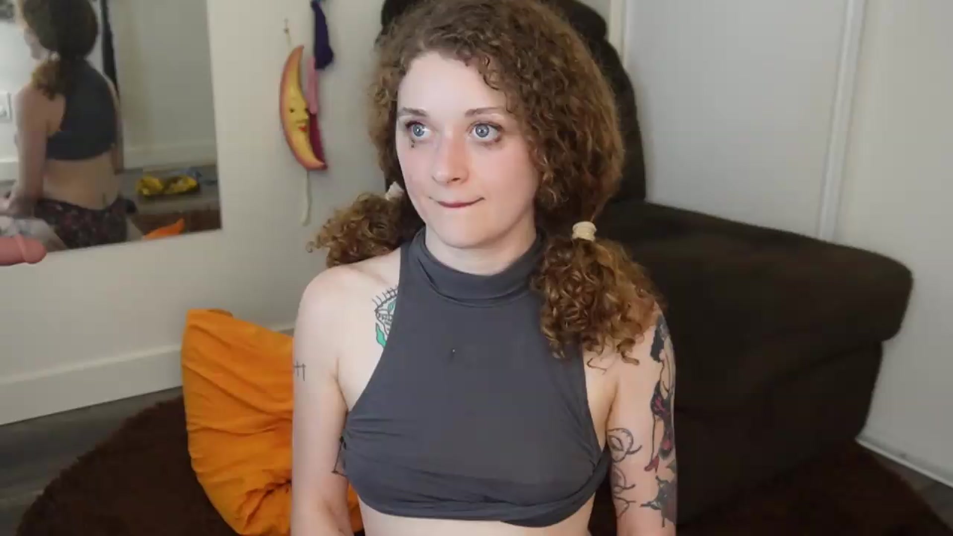 Gallery image thumbnail from peachyqueen's myfreecams stream on, 08/09/2026, 23:41 image 1 of 20