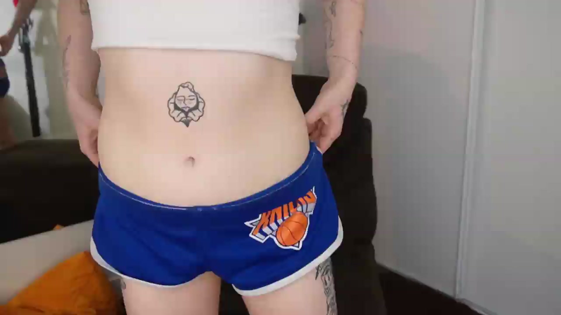 Gallery image thumbnail from peachyqueen's myfreecams stream on, 08/11/2026, 22:09 image 3 of 20