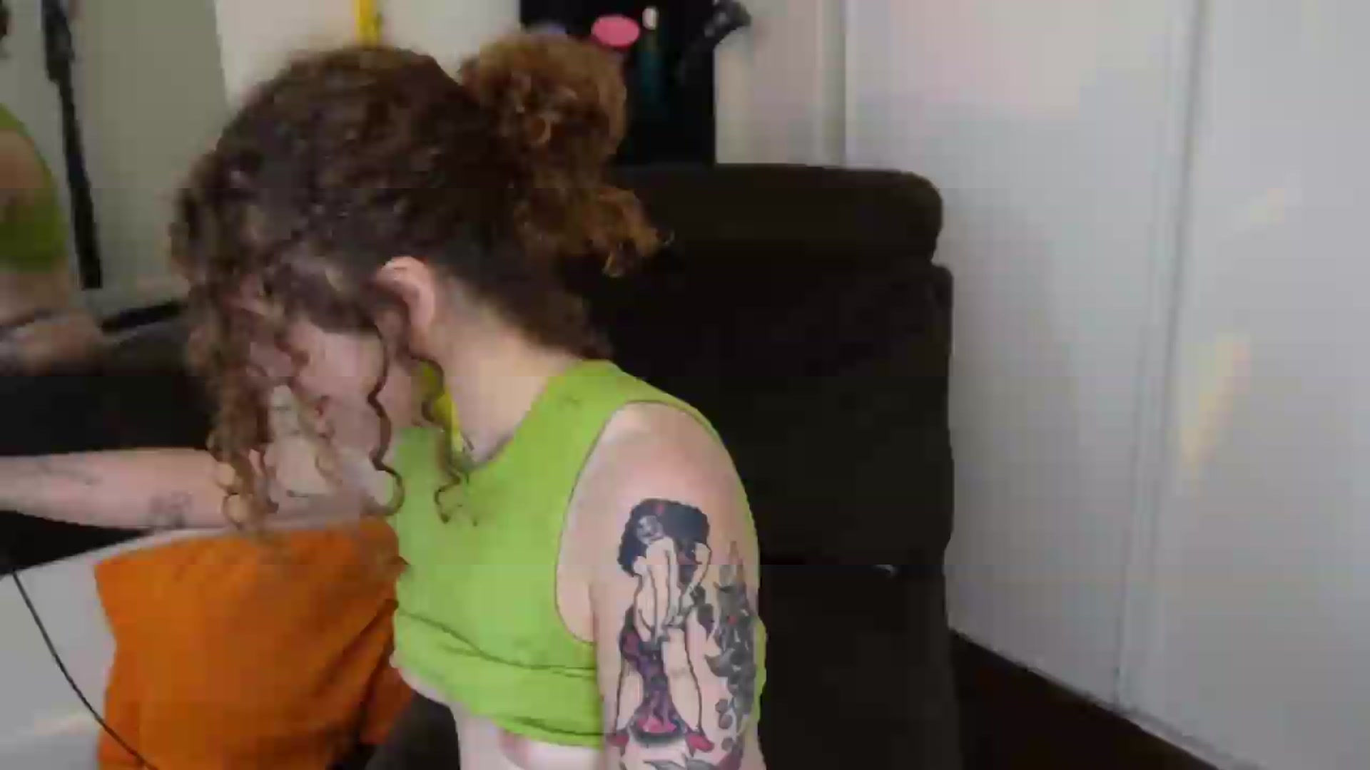 Gallery image thumbnail from peachyqueen's myfreecams stream on, 08/12/2026, 21:44 image 16 of 20