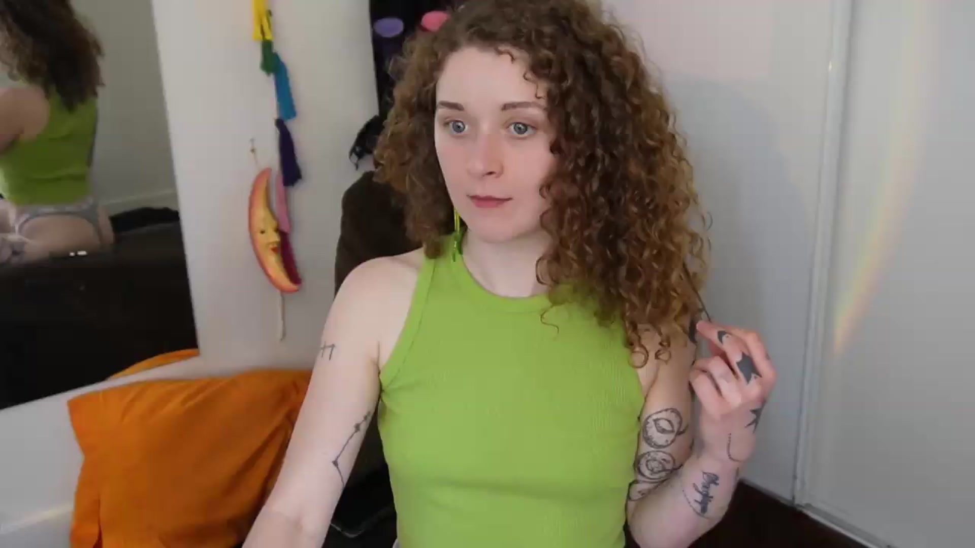 Gallery image thumbnail from peachyqueen's myfreecams stream on, 08/12/2026, 21:44 image 5 of 20