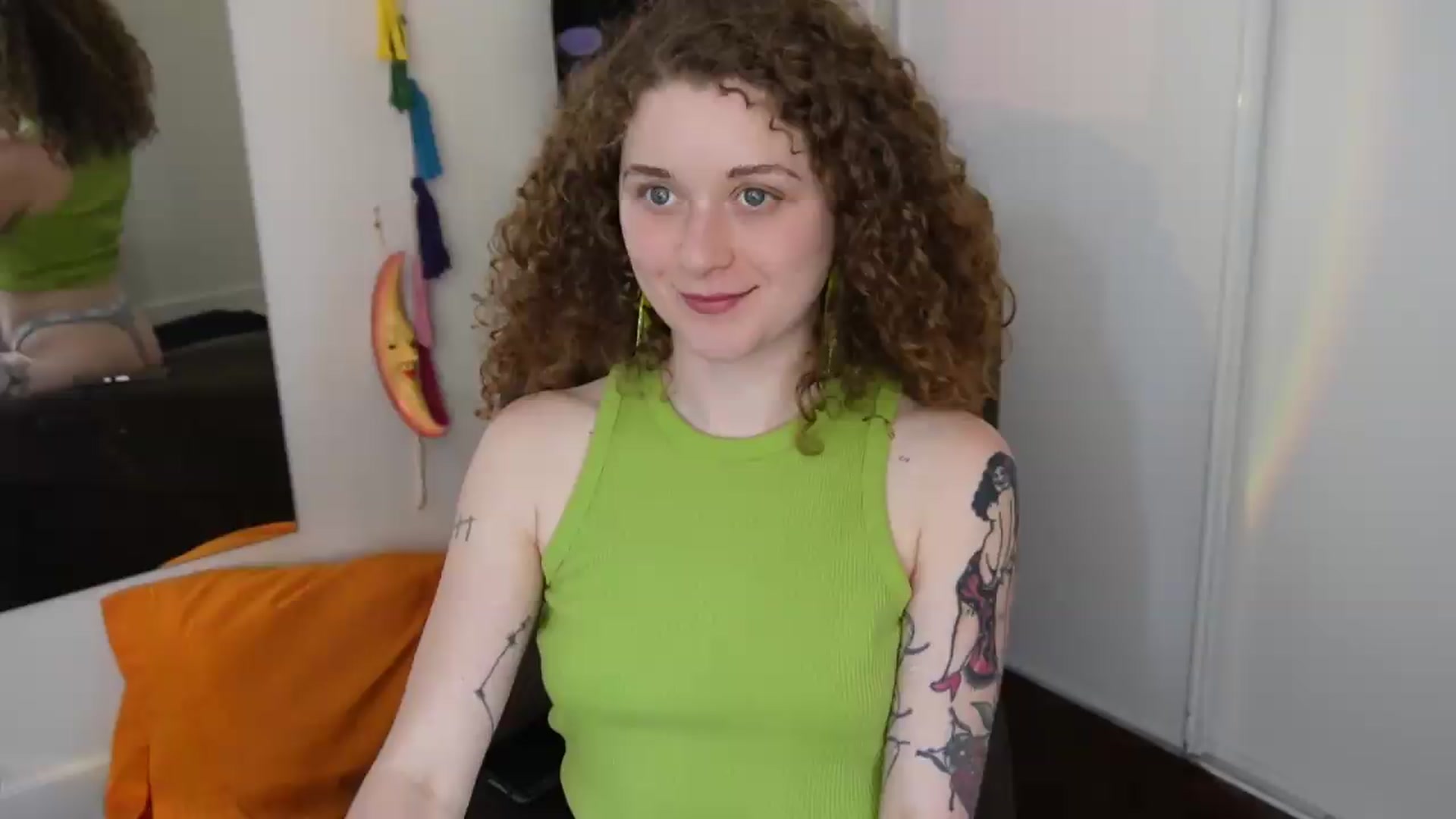Gallery image thumbnail from peachyqueen's myfreecams stream on, 08/12/2026, 21:44 image 6 of 20