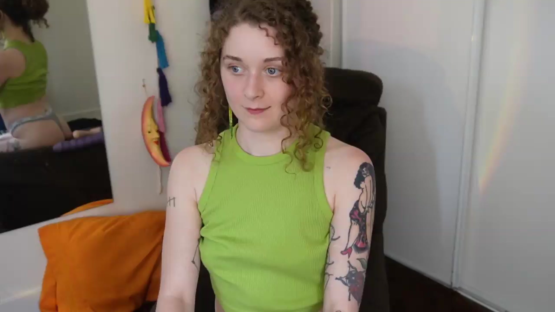 Gallery image thumbnail from peachyqueen's myfreecams stream on, 08/12/2026, 21:44 image 17 of 20