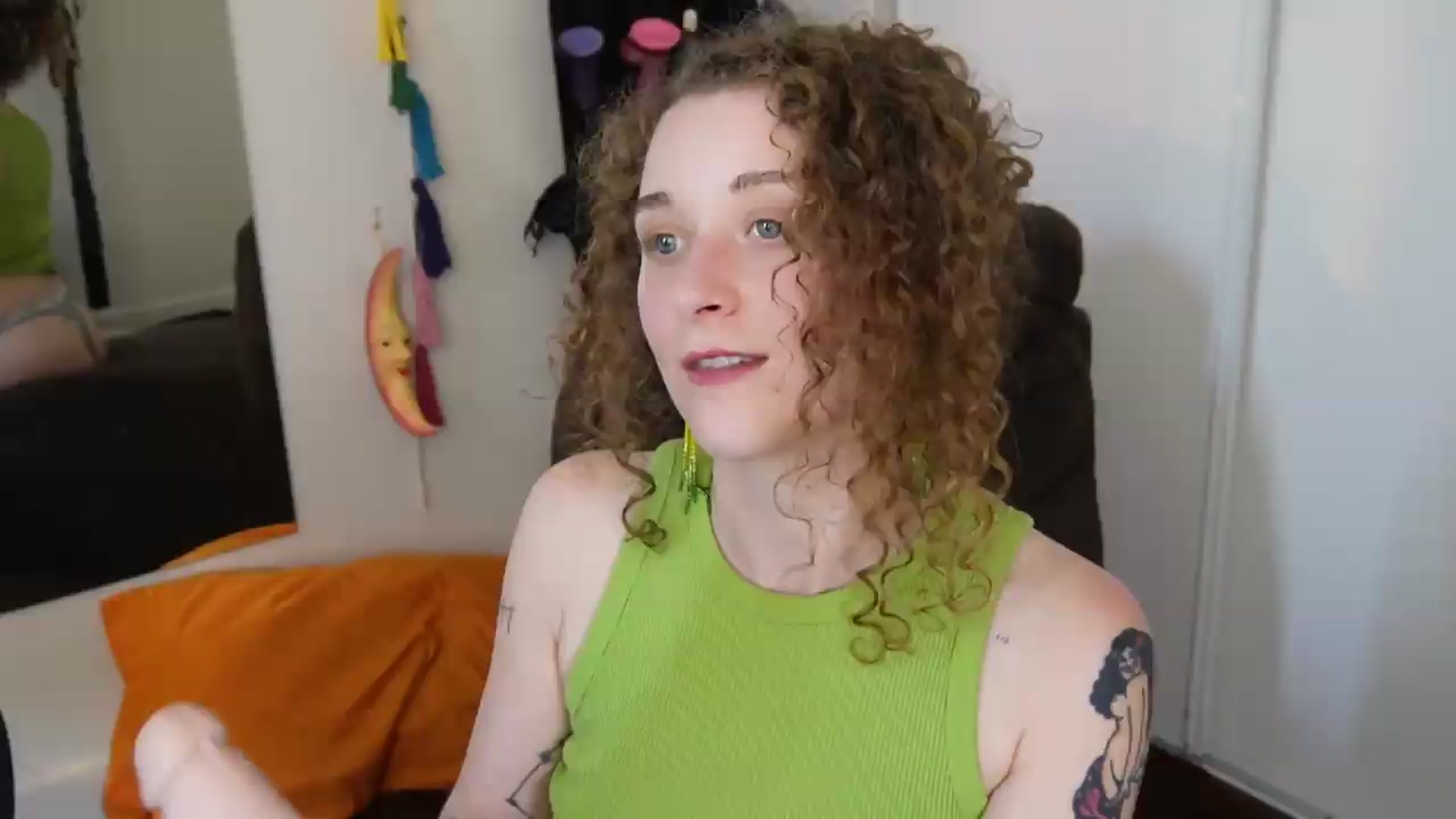 Gallery image thumbnail from peachyqueen's myfreecams stream on, 08/12/2026, 23:51 image 12 of 20