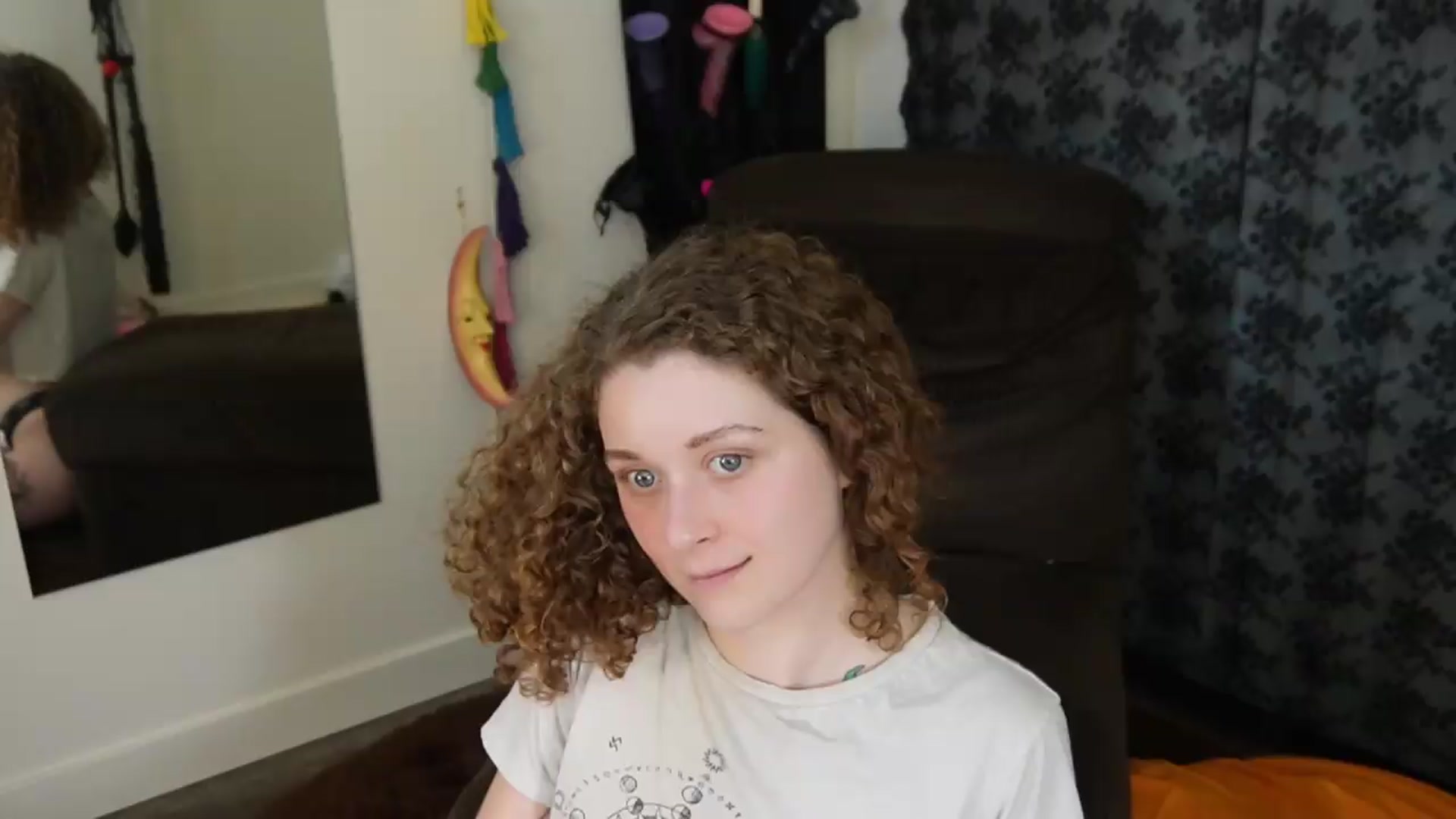 Gallery image thumbnail from peachyqueen's myfreecams stream on, 08/14/2026, 23:11 image 17 of 20