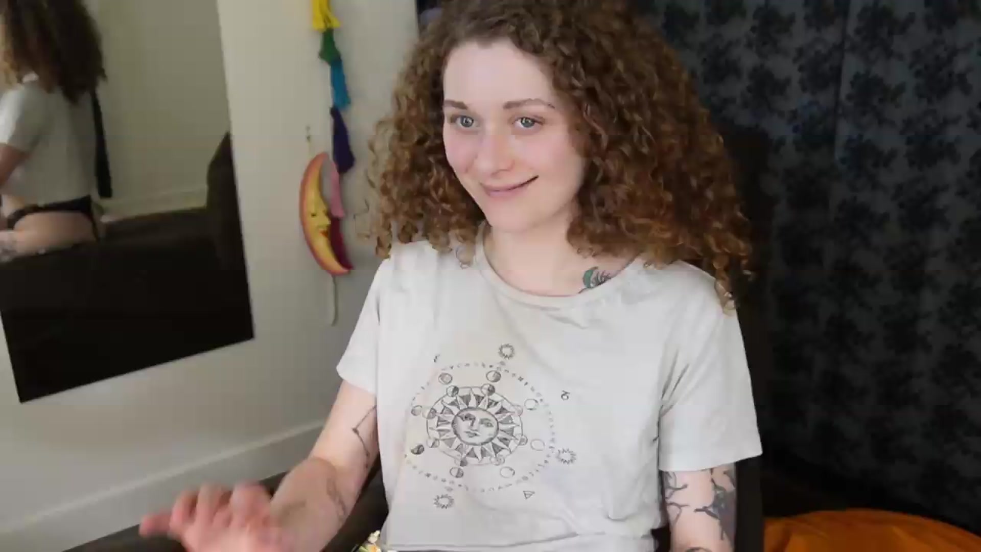 Gallery image thumbnail from peachyqueen's myfreecams stream on, 08/14/2026, 23:11 image 4 of 20