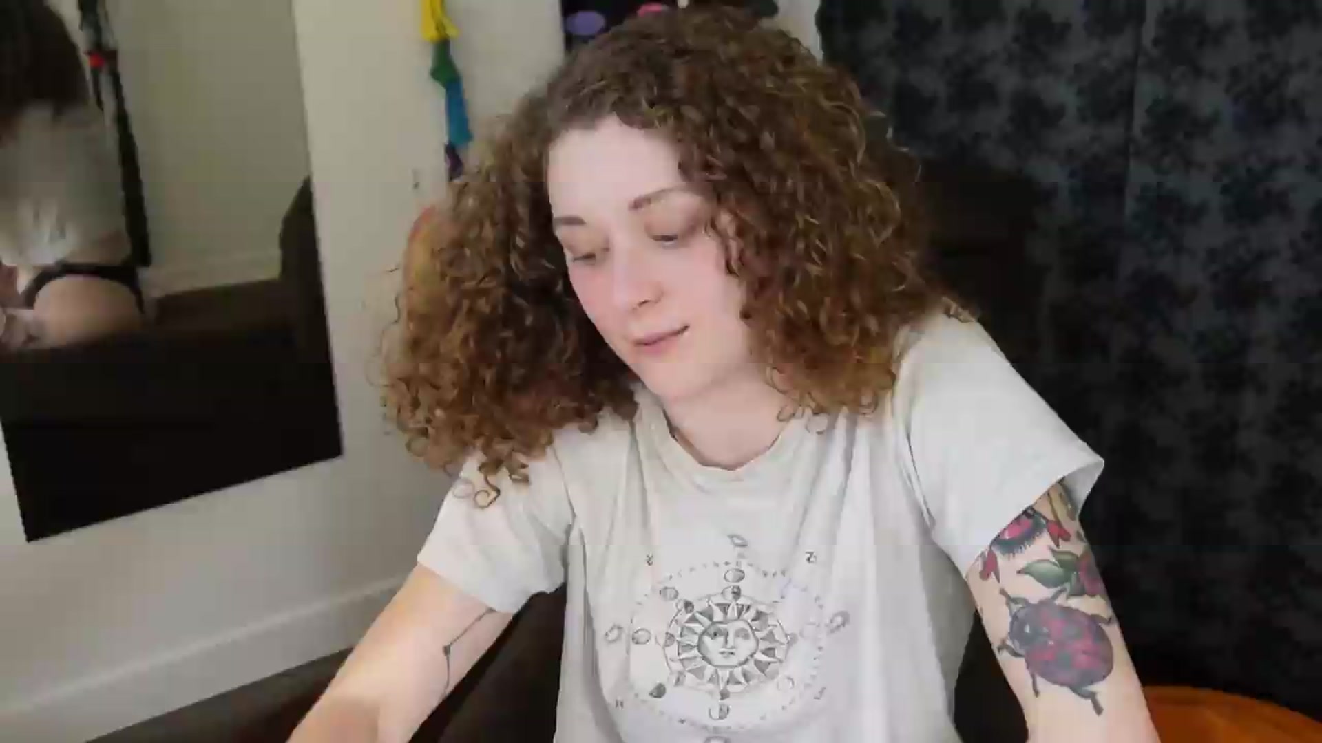 Gallery image thumbnail from peachyqueen's myfreecams stream on, 08/14/2026, 23:11 image 7 of 20