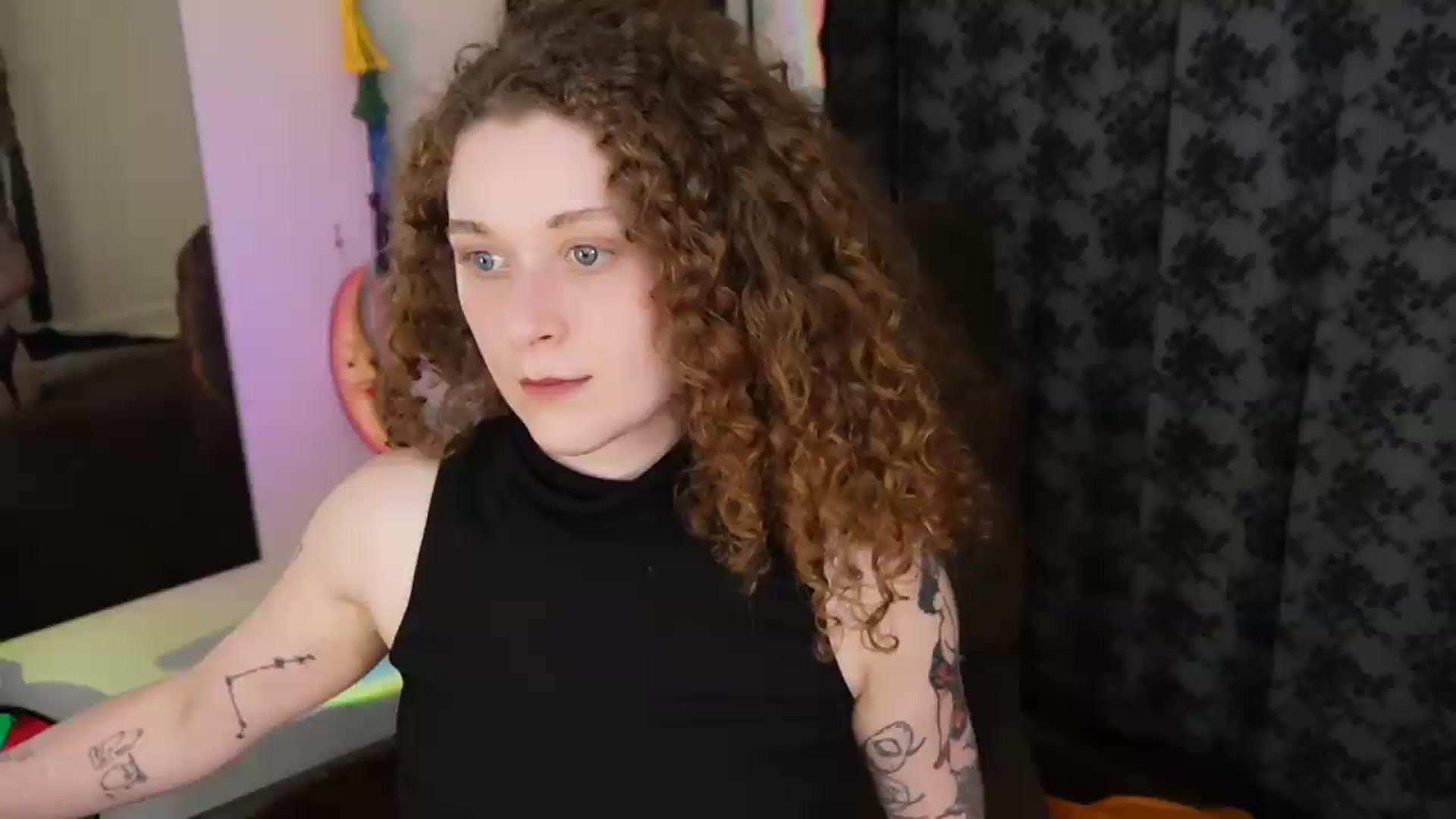 Gallery image thumbnail from peachyqueen's myfreecams stream on, 08/17/2026, 23:31 image 17 of 20