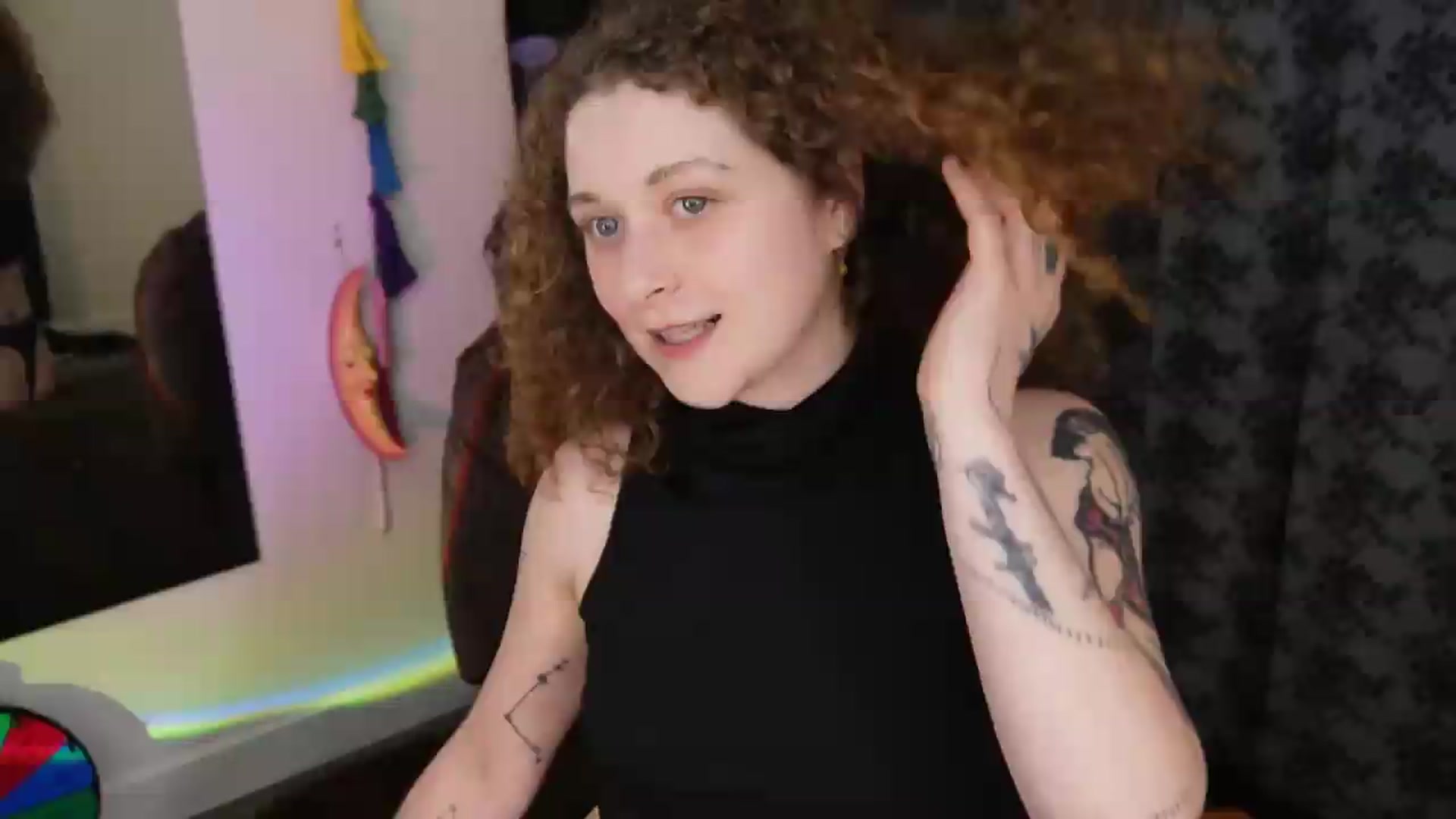 Gallery image thumbnail from peachyqueen's myfreecams stream on, 08/17/2026, 23:31 image 4 of 20