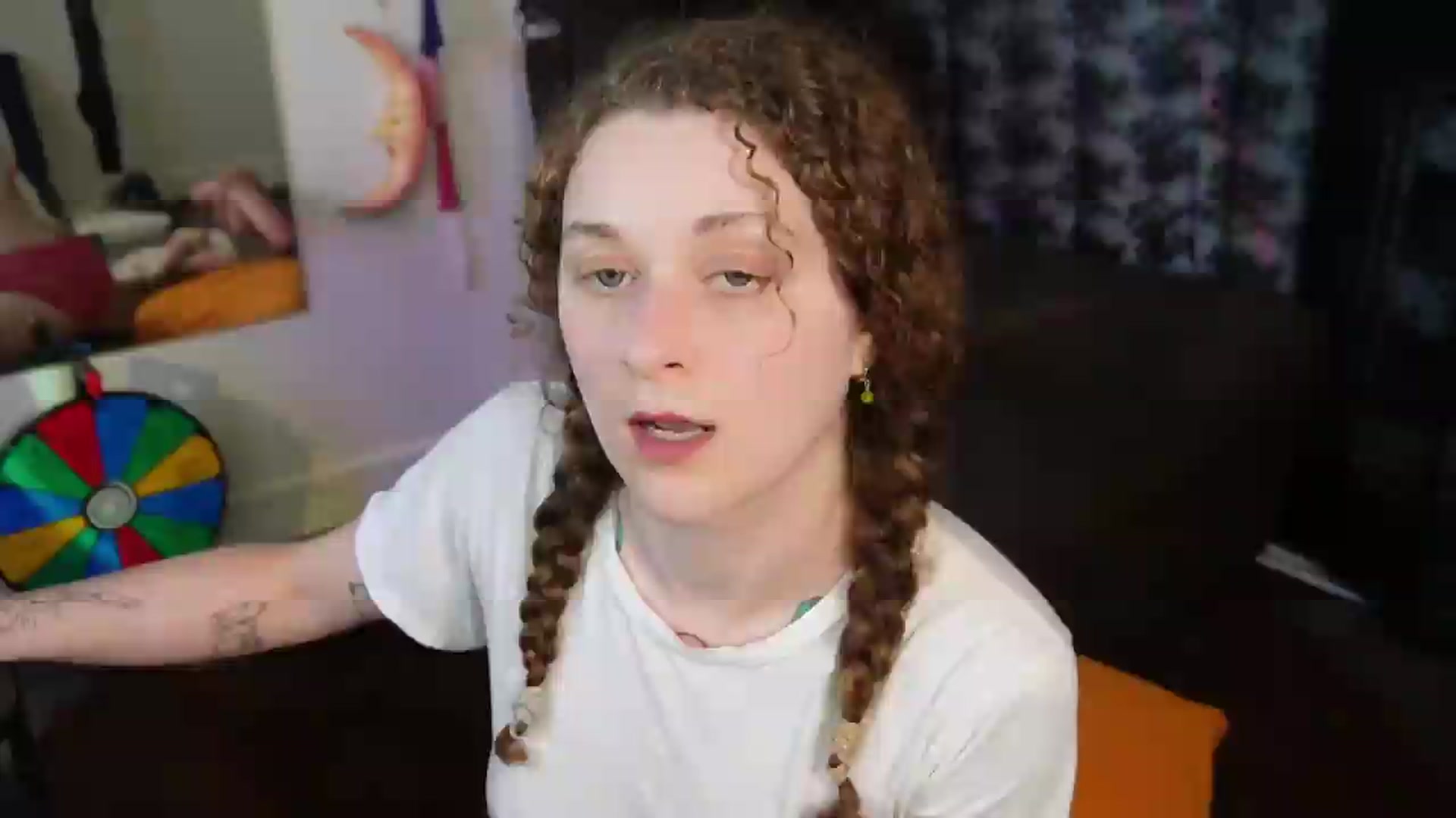 Gallery image thumbnail from peachyqueen's myfreecams stream on, 08/18/2026, 23:01 image 18 of 20
