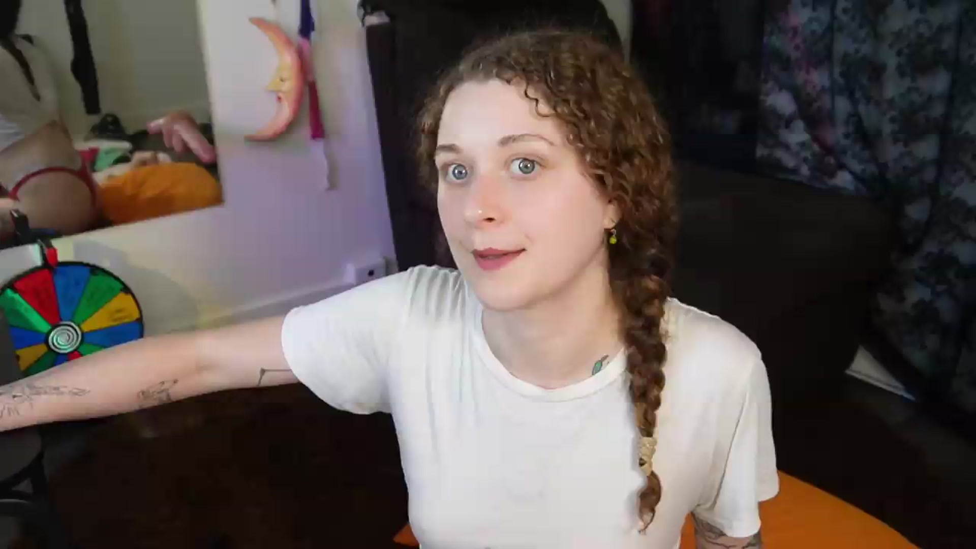Gallery image thumbnail from peachyqueen's myfreecams stream on, 08/18/2026, 23:34 image 7 of 20