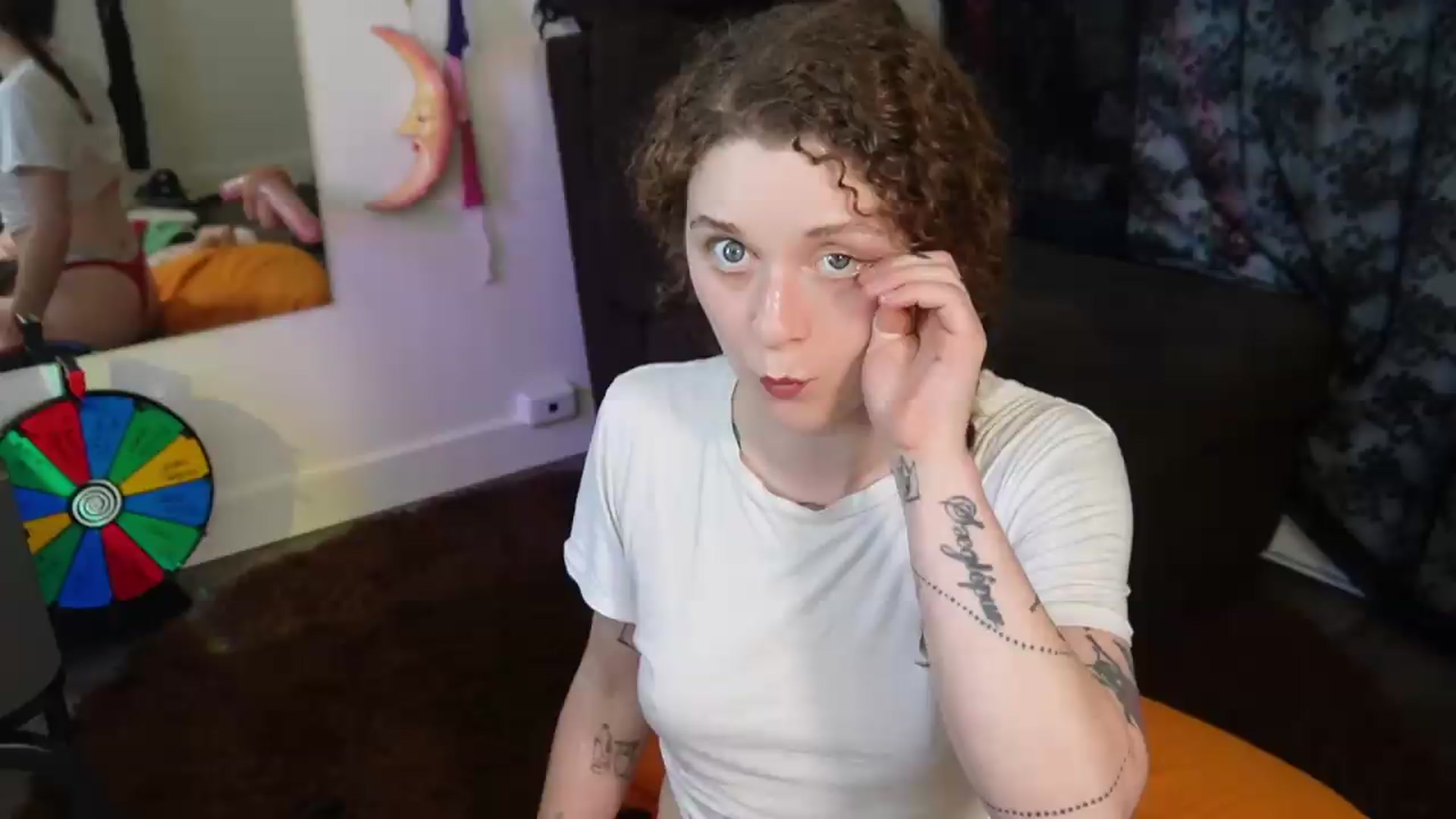 Gallery image thumbnail from peachyqueen's myfreecams stream on, 08/18/2026, 23:34 image 11 of 20