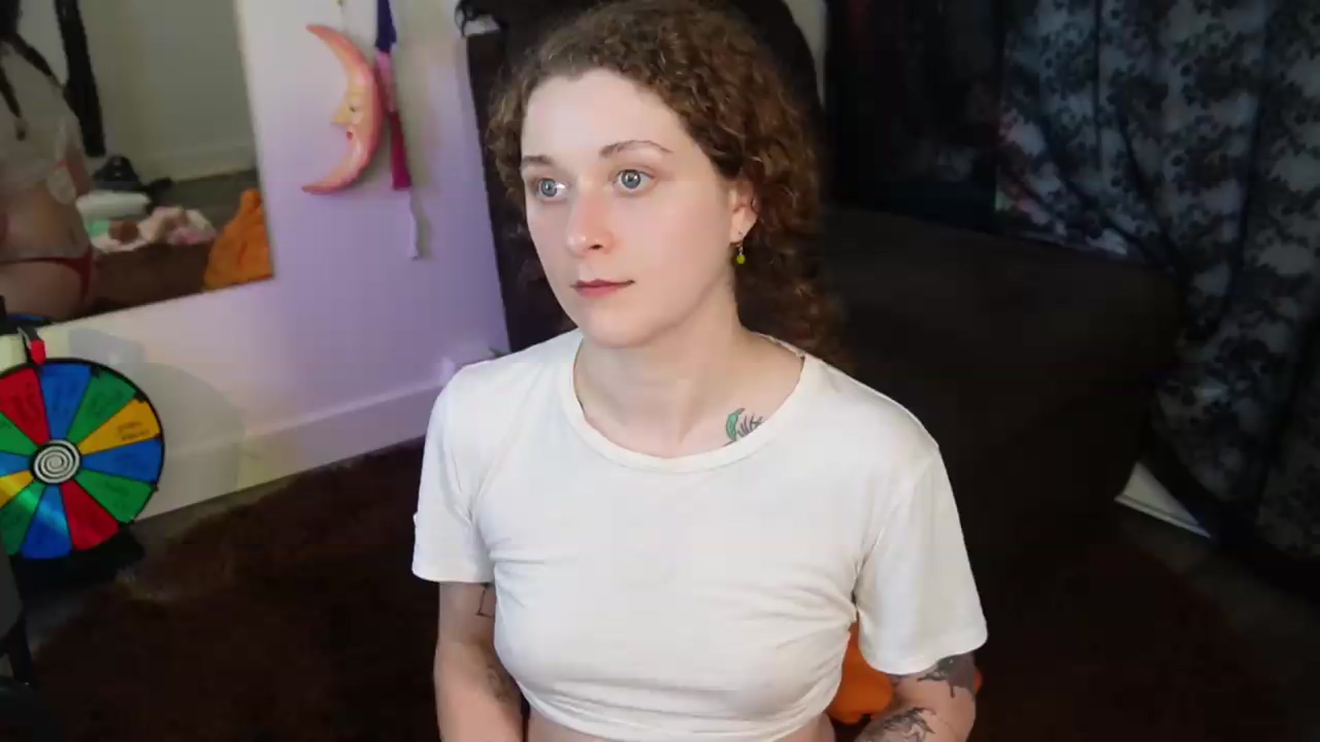 Gallery image thumbnail from peachyqueen's myfreecams stream on, 08/19/2026, 24:44 image 10 of 20