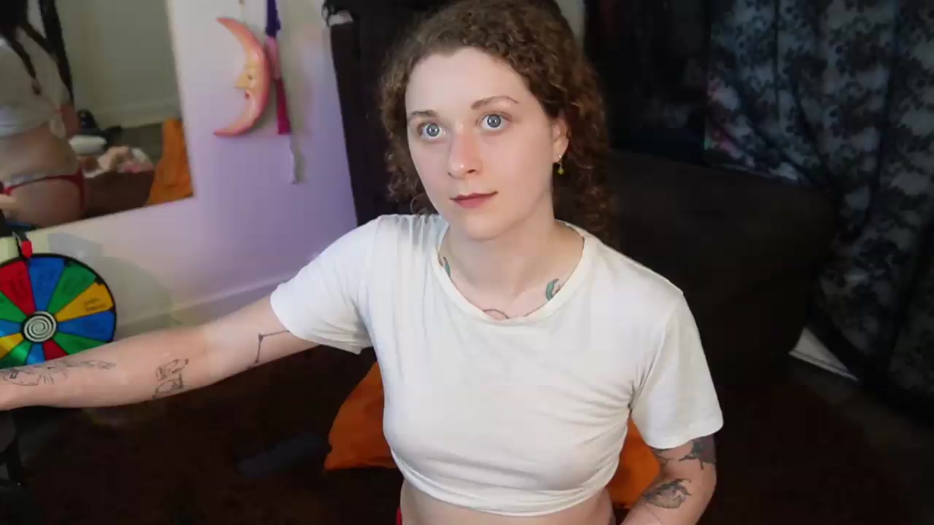 Gallery image thumbnail from peachyqueen's myfreecams stream on, 08/19/2026, 24:44 image 4 of 20