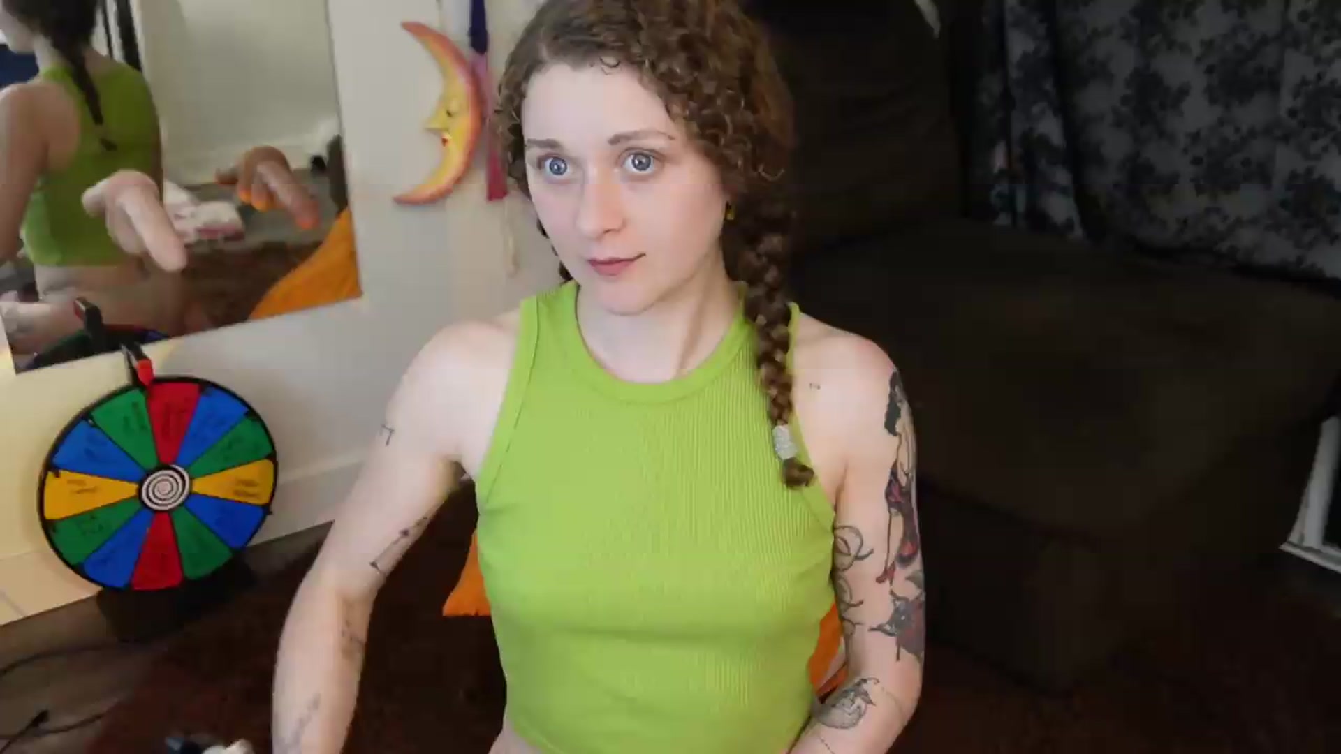Gallery image thumbnail from peachyqueen's myfreecams stream on, 08/19/2026, 23:51 image 1 of 20