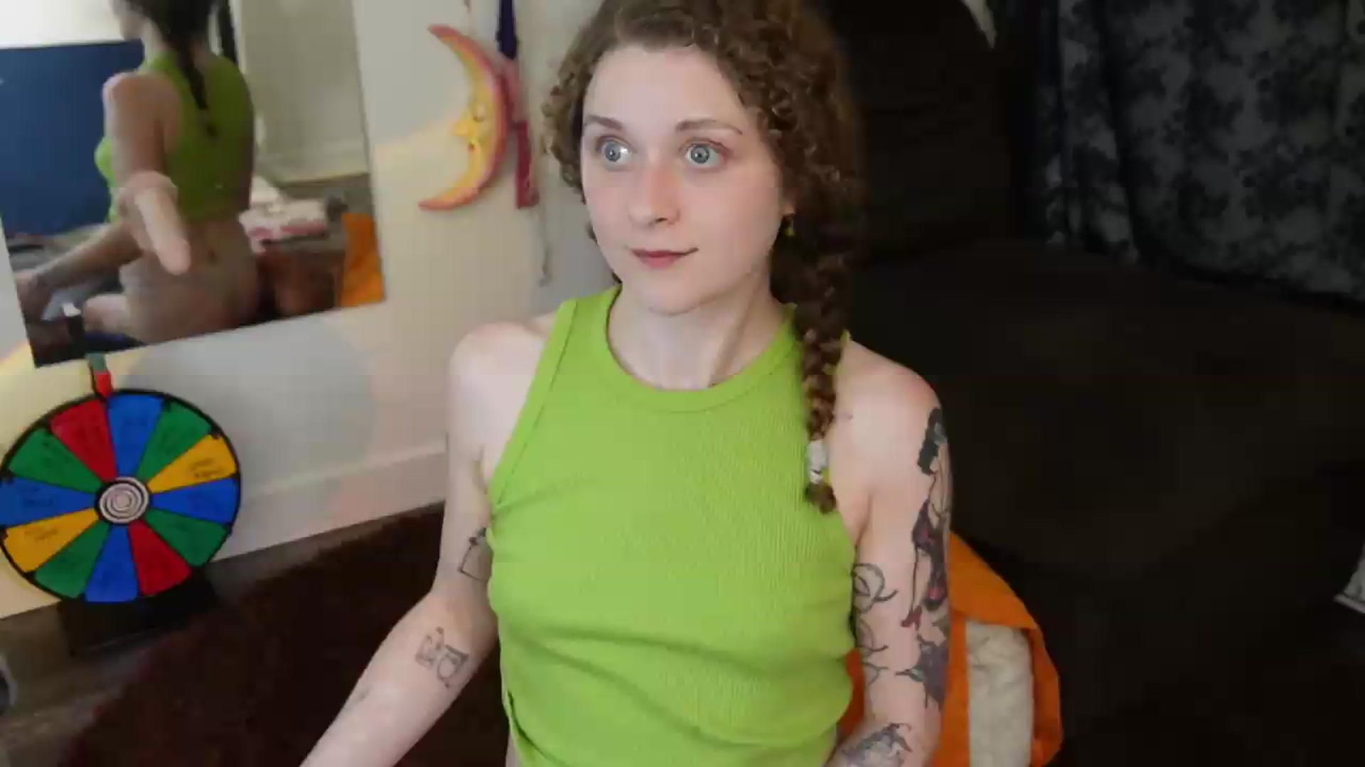 Gallery image thumbnail from peachyqueen's myfreecams stream on, 08/19/2026, 23:51 image 19 of 20