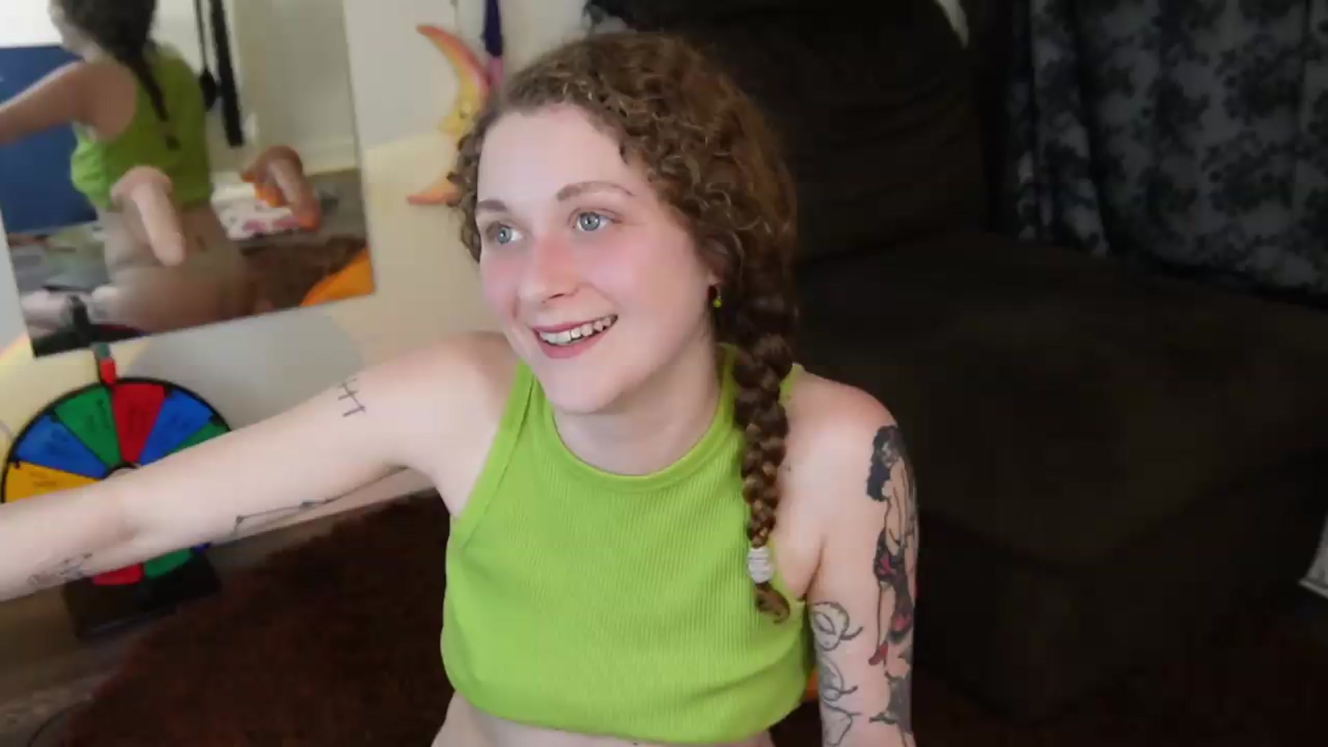 Gallery image thumbnail from peachyqueen's myfreecams stream on, 08/19/2026, 23:51 image 6 of 20
