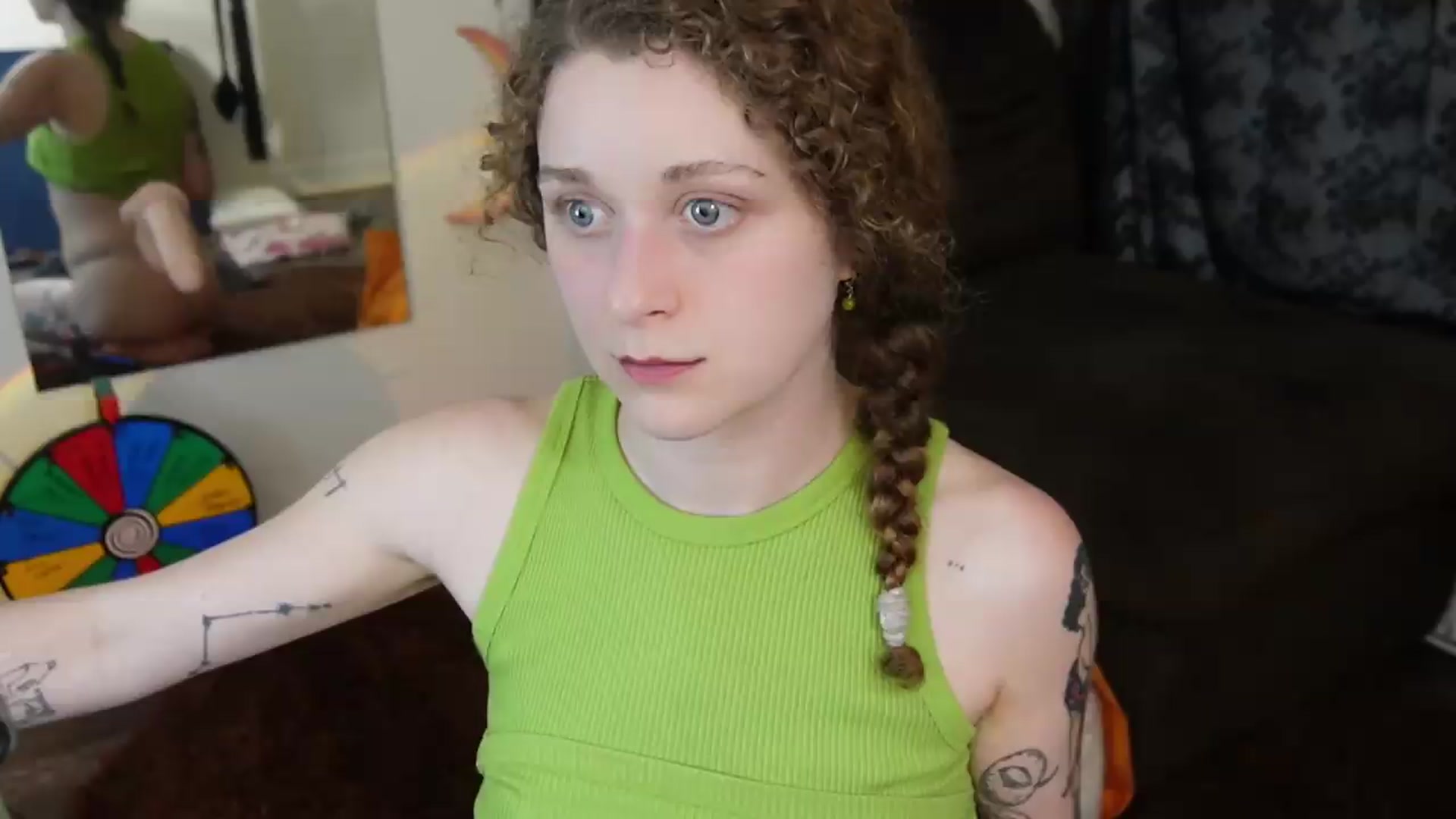 Gallery image thumbnail from peachyqueen's myfreecams stream on, 08/19/2026, 23:51 image 17 of 20