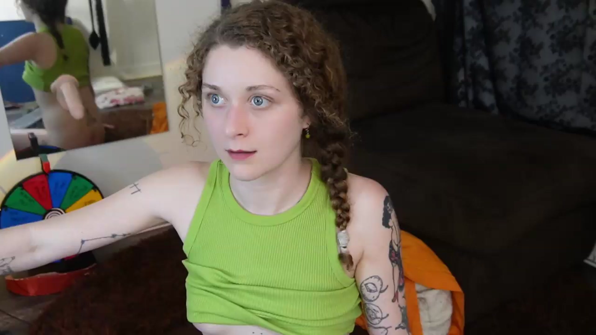 Gallery image thumbnail from peachyqueen's myfreecams stream on, 08/20/2026, 01:04 image 14 of 20