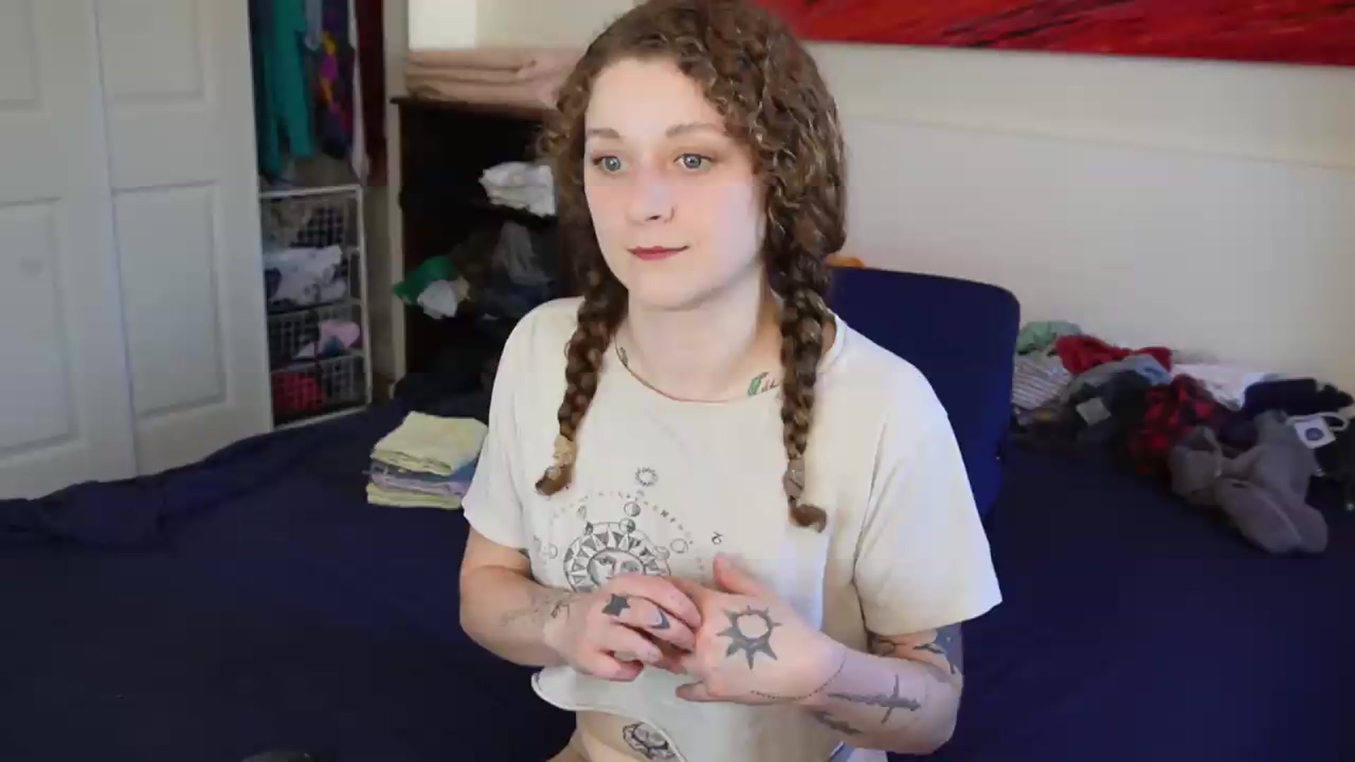 Gallery image thumbnail from peachyqueen's myfreecams stream on, 08/25/2026, 23:04 image 2 of 20