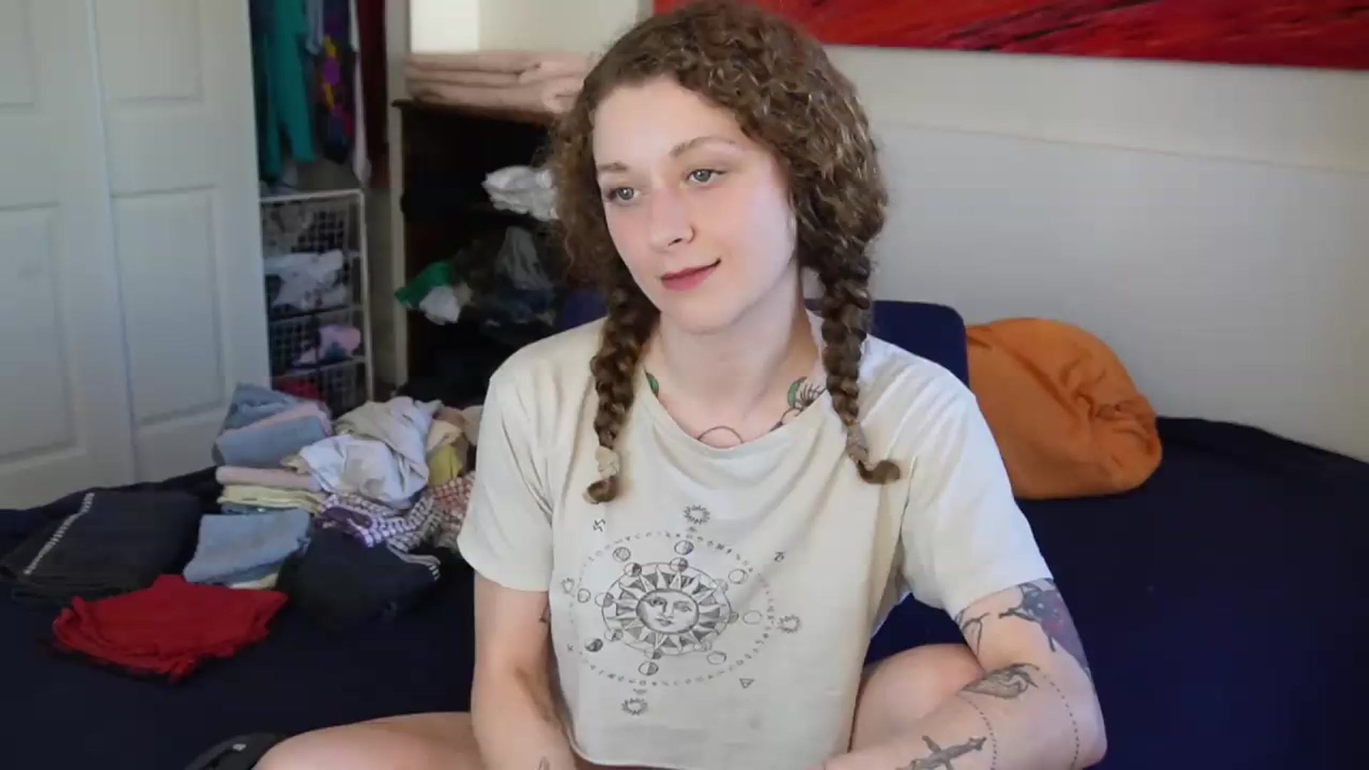 Gallery image thumbnail from peachyqueen's myfreecams stream on, 08/26/2026, 24:01 image 4 of 20