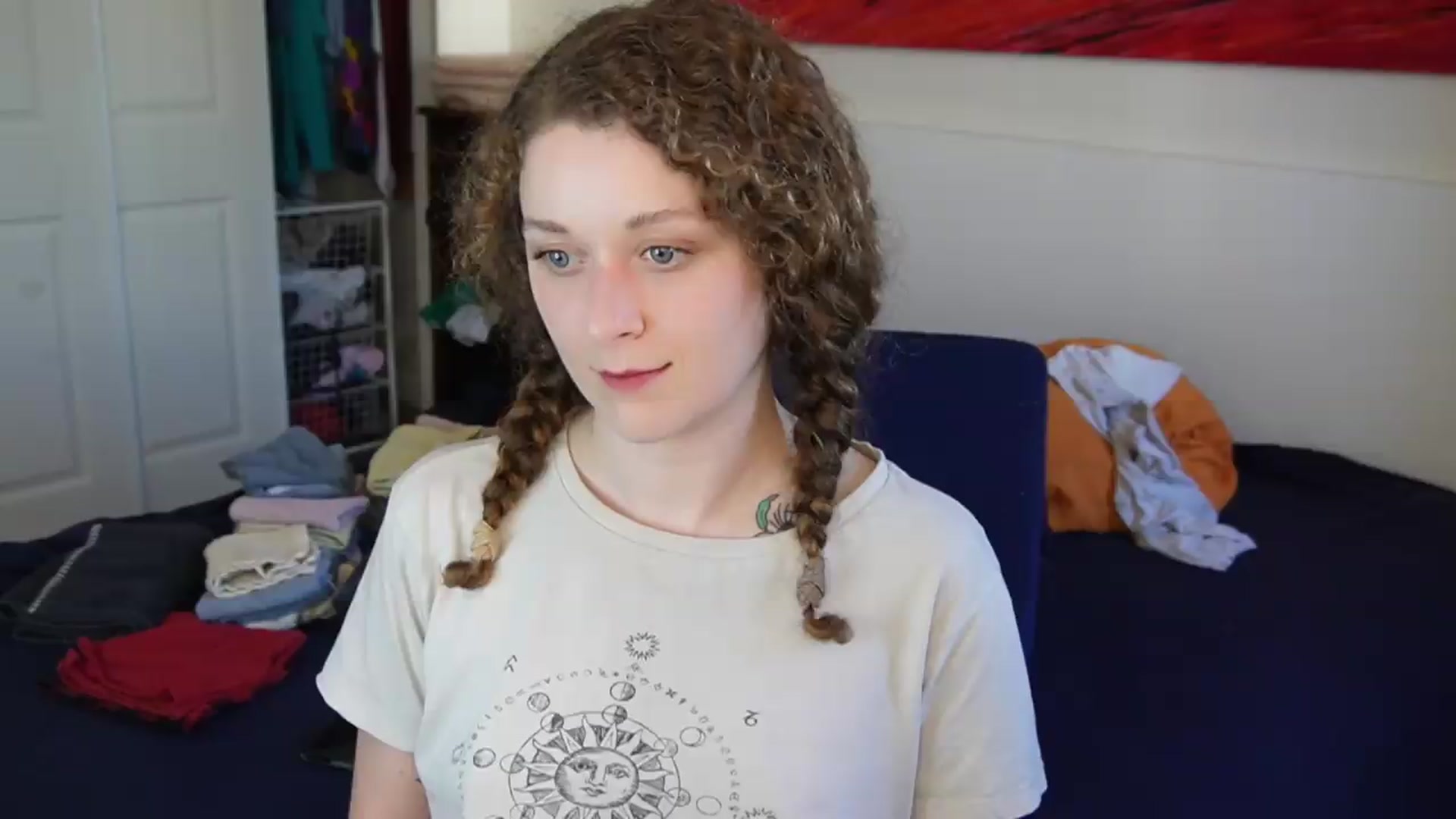 Gallery image thumbnail from peachyqueen's myfreecams stream on, 08/26/2026, 24:01 image 14 of 20