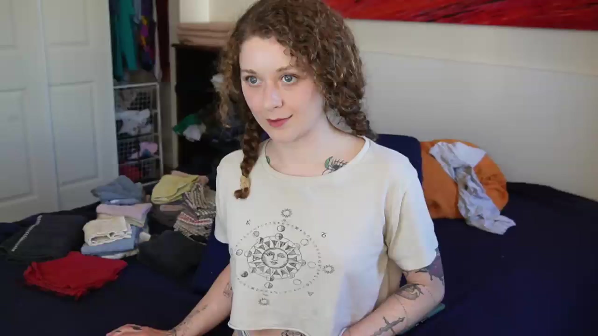 Gallery image thumbnail from peachyqueen's myfreecams stream on, 08/26/2026, 24:39 image 6 of 20