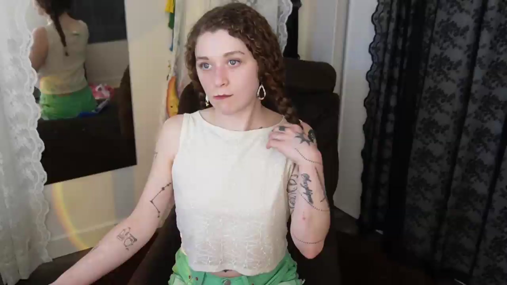 Gallery image thumbnail from peachyqueen's myfreecams stream on, 08/31/2026, 21:52 image 1 of 20