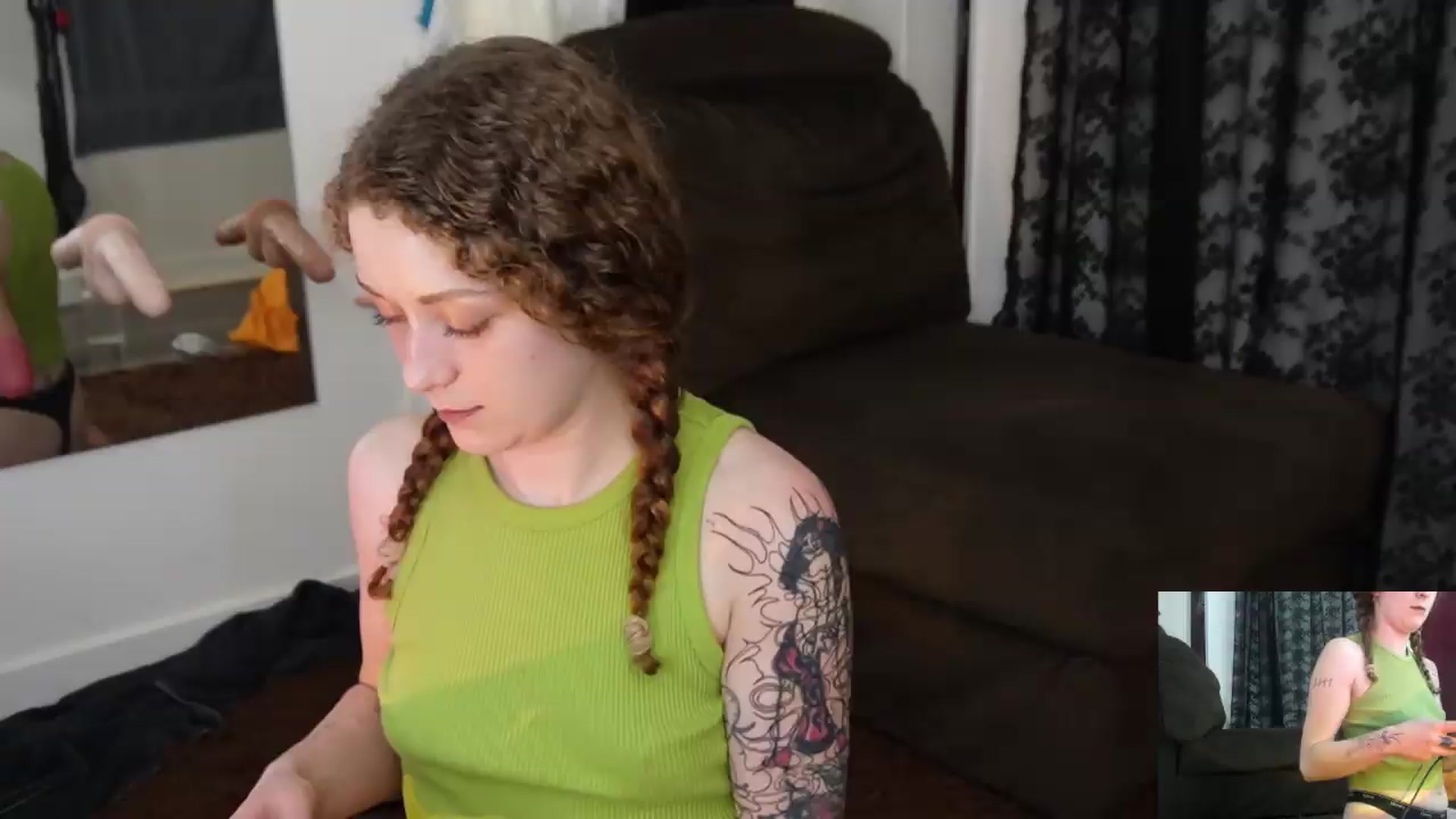 Gallery image thumbnail from peachyqueen's myfreecams stream on, 09/02/2026, 22:10 image 12 of 20