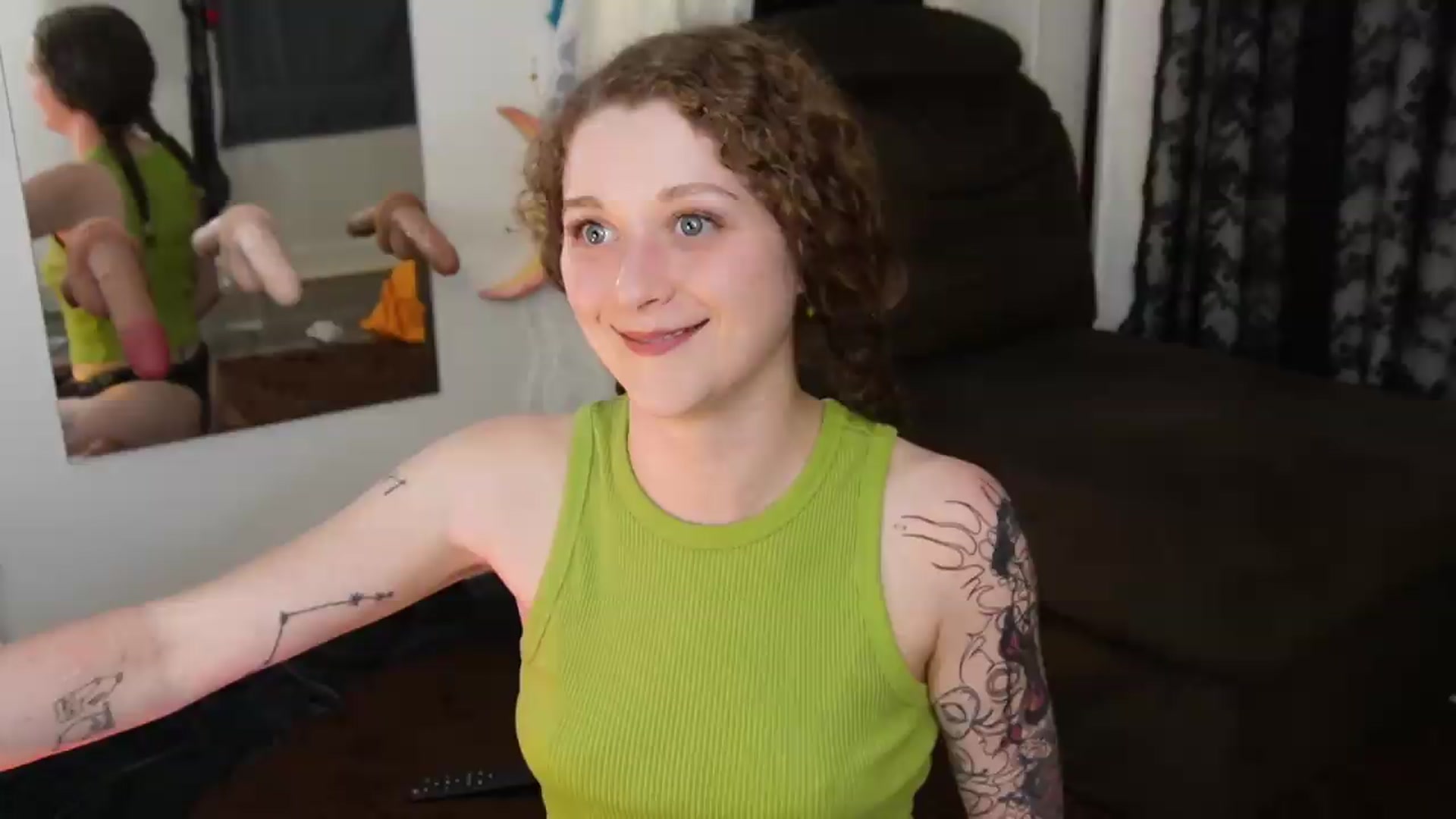 Gallery image thumbnail from peachyqueen's myfreecams stream on, 09/02/2026, 22:10 image 15 of 20