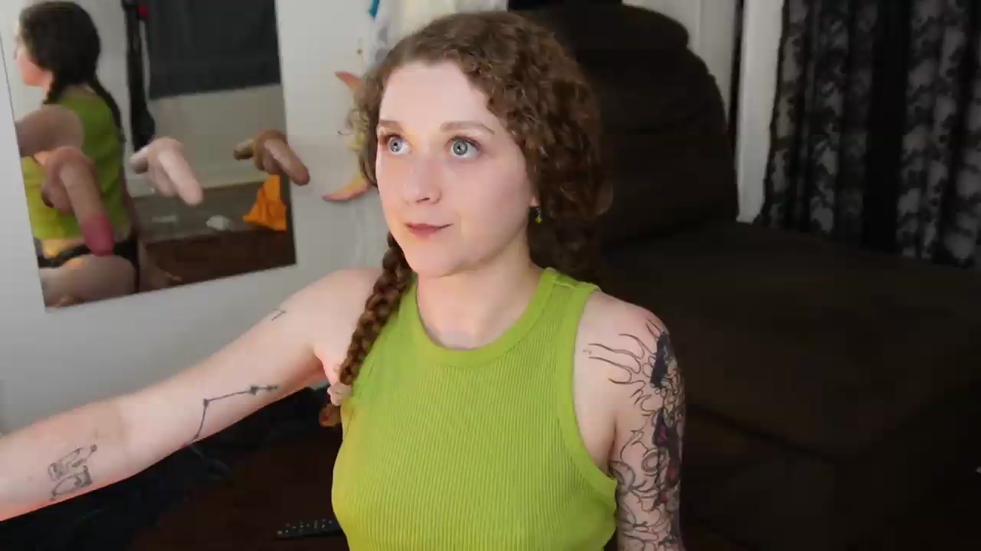 Gallery image thumbnail from peachyqueen's myfreecams stream on, 09/02/2026, 22:10 image 14 of 20