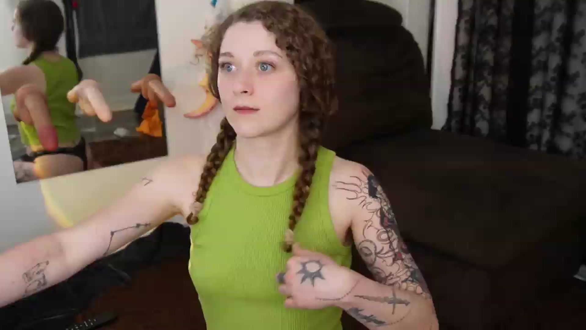 Gallery image thumbnail from peachyqueen's myfreecams stream on, 09/03/2026, 02:26 image 1 of 20