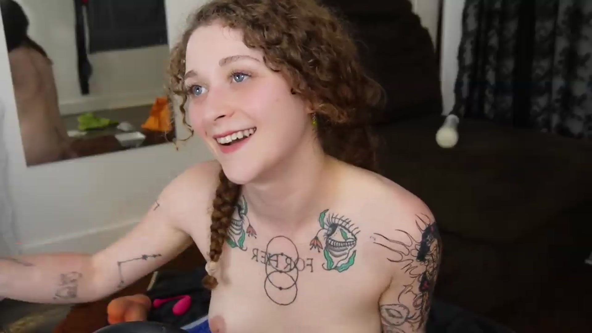 Gallery image thumbnail from peachyqueen's myfreecams stream on, 09/03/2026, 02:26 image 20 of 20