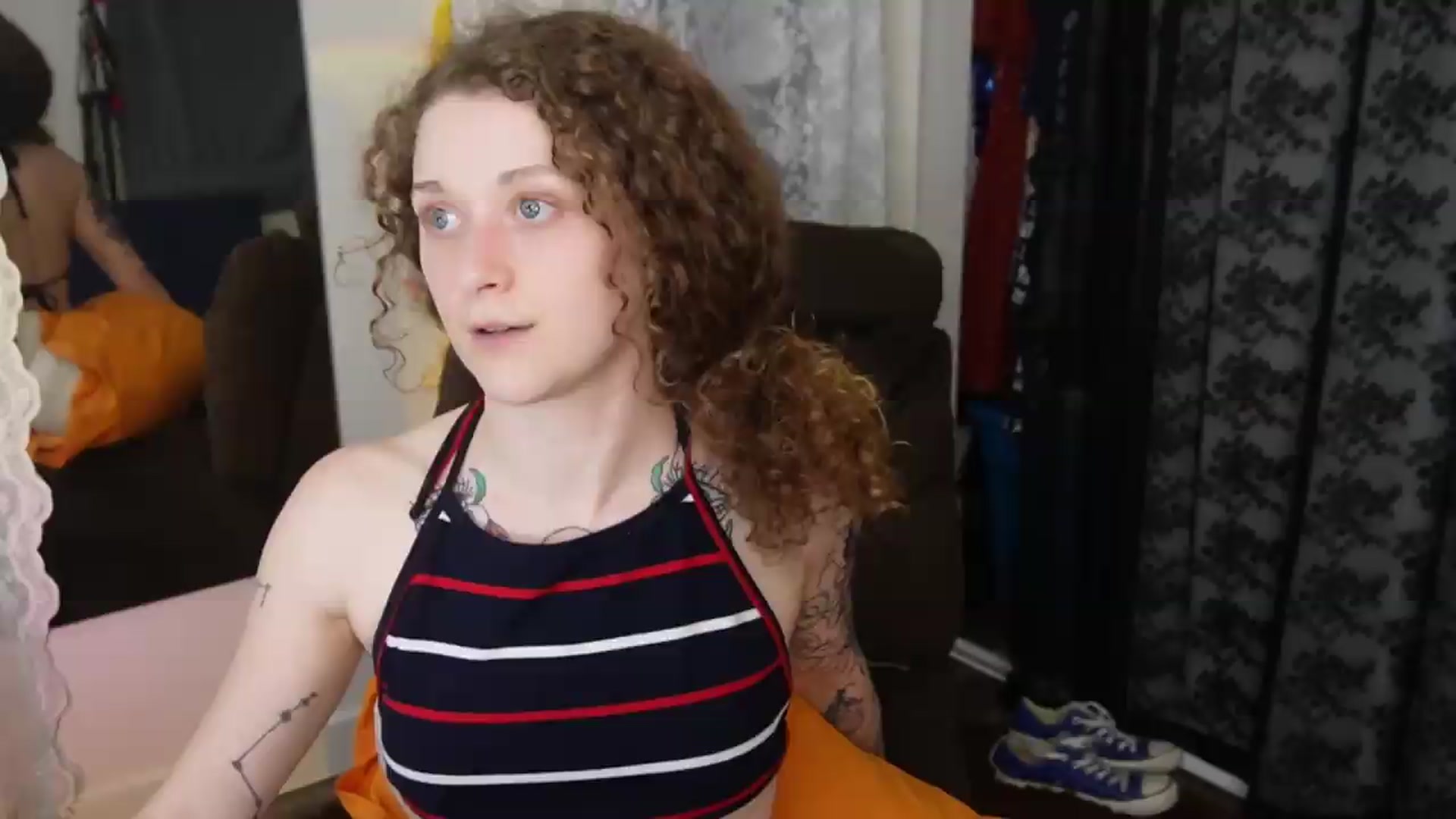 Gallery image thumbnail from peachyqueen's myfreecams stream on, 09/03/2026, 21:45 image 19 of 20