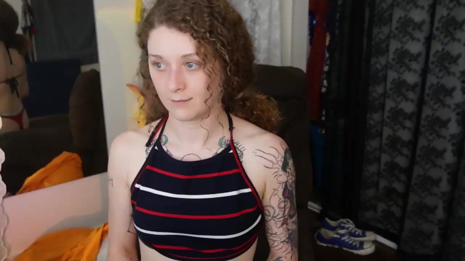Gallery image thumbnail from peachyqueen's myfreecams stream on, 09/03/2026, 22:27 image 12 of 20