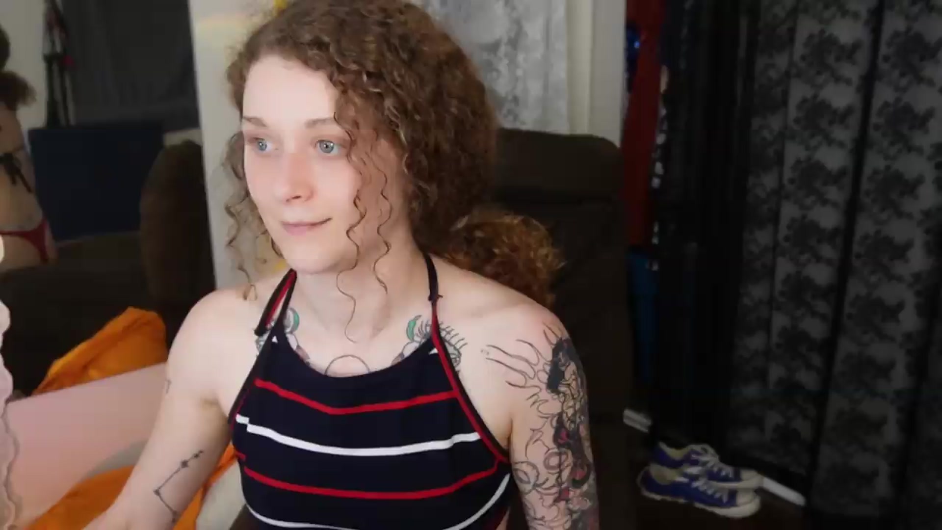 Gallery image thumbnail from peachyqueen's myfreecams stream on, 09/03/2026, 22:27 image 14 of 20