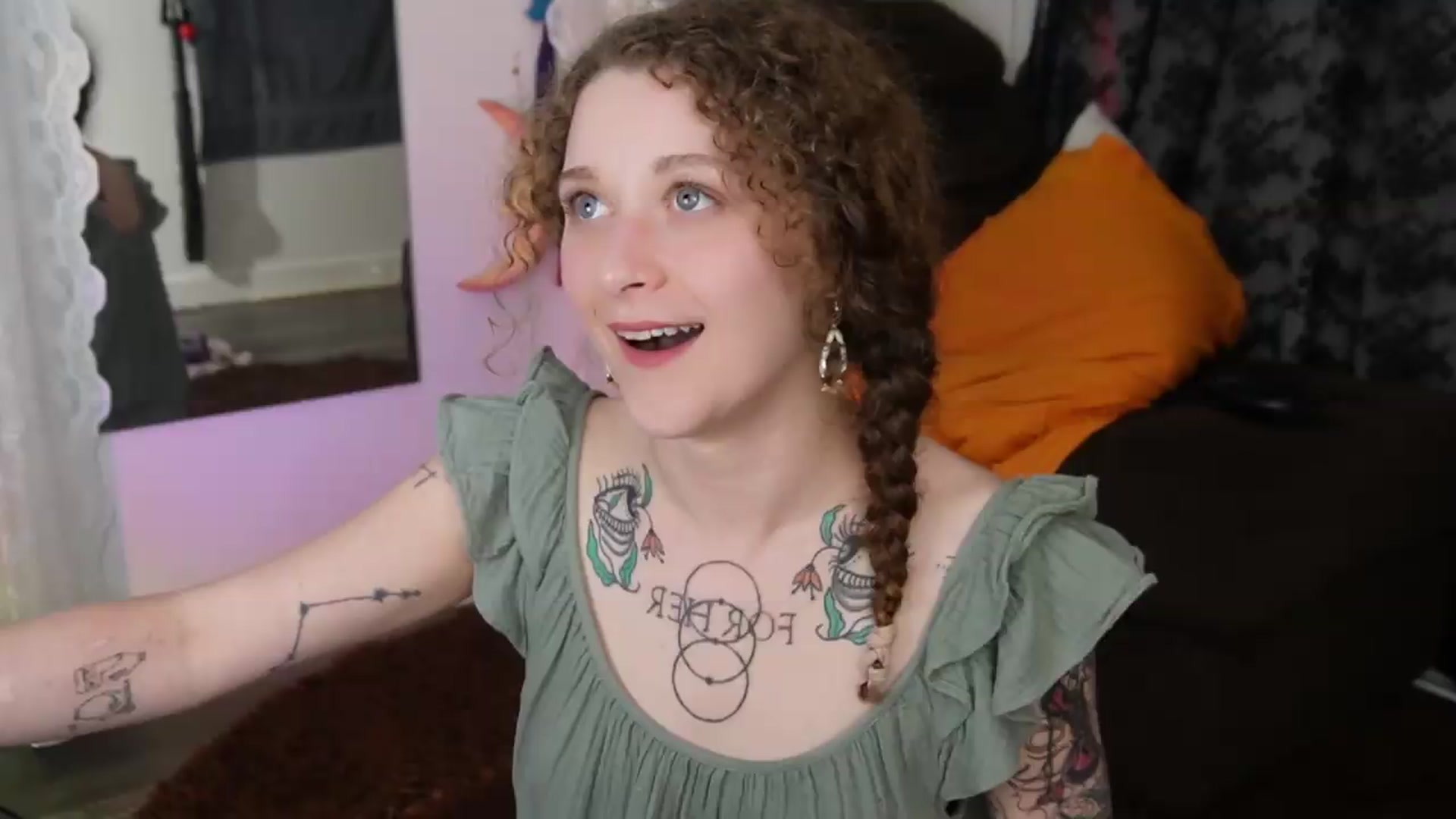 Gallery image thumbnail from peachyqueen's myfreecams stream on, 09/05/2026, 01:36 image 17 of 20