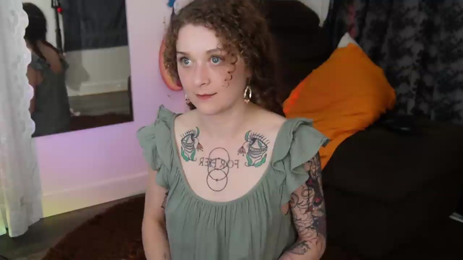 Gallery image thumbnail from peachyqueen's myfreecams stream on, 09/05/2026, 01:36 image 12 of 20