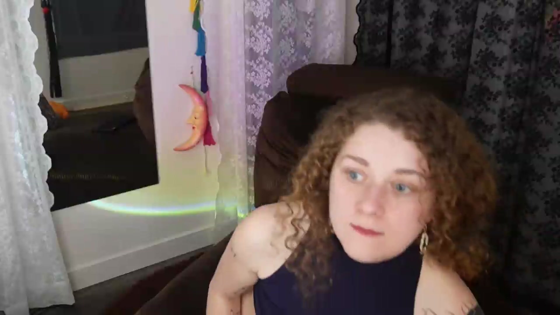 Gallery image thumbnail from peachyqueen's myfreecams stream on, 09/08/2026, 01:29 image 8 of 20