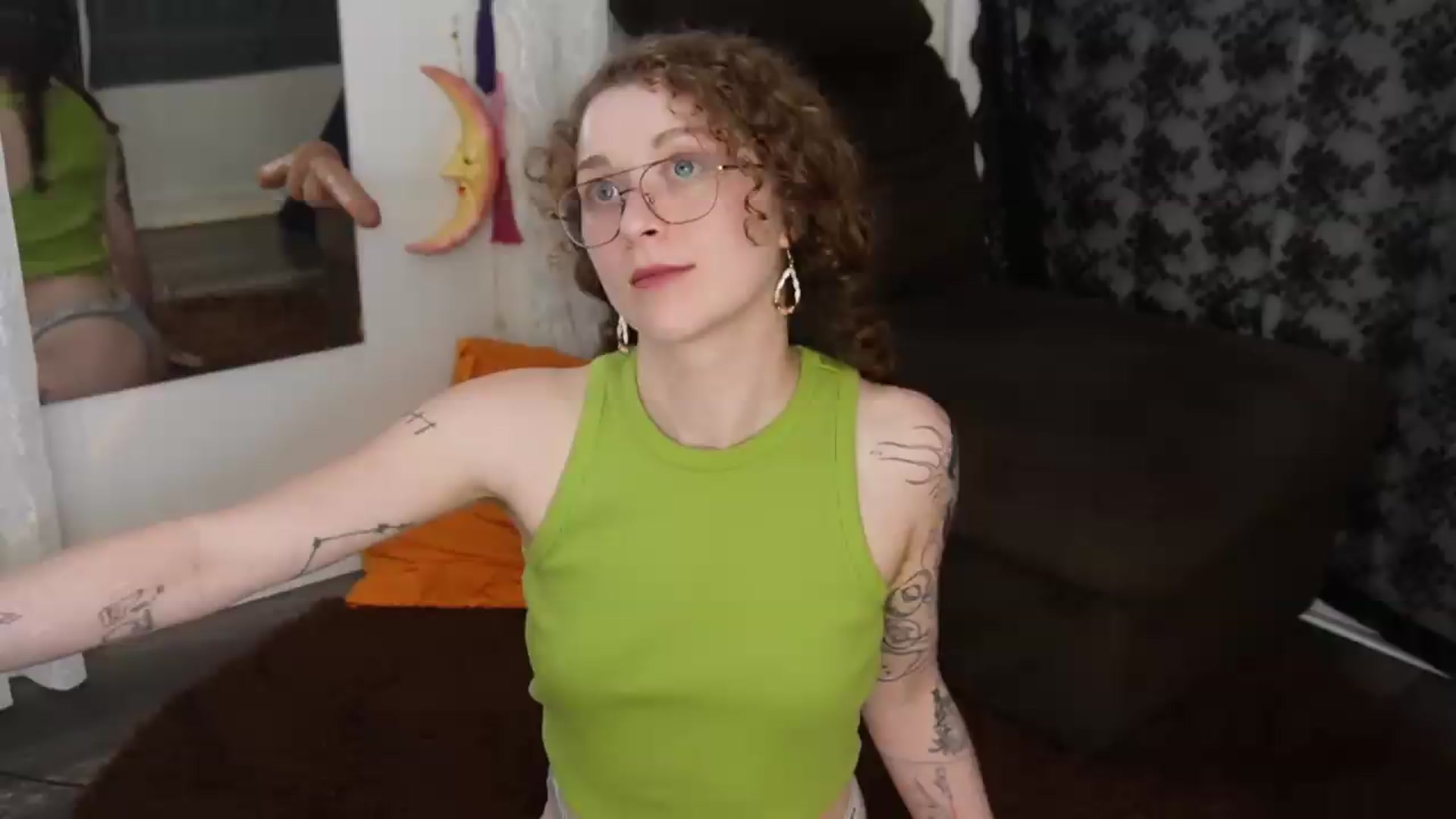Gallery image thumbnail from peachyqueen's myfreecams stream on, 09/10/2026, 01:20 image 17 of 20