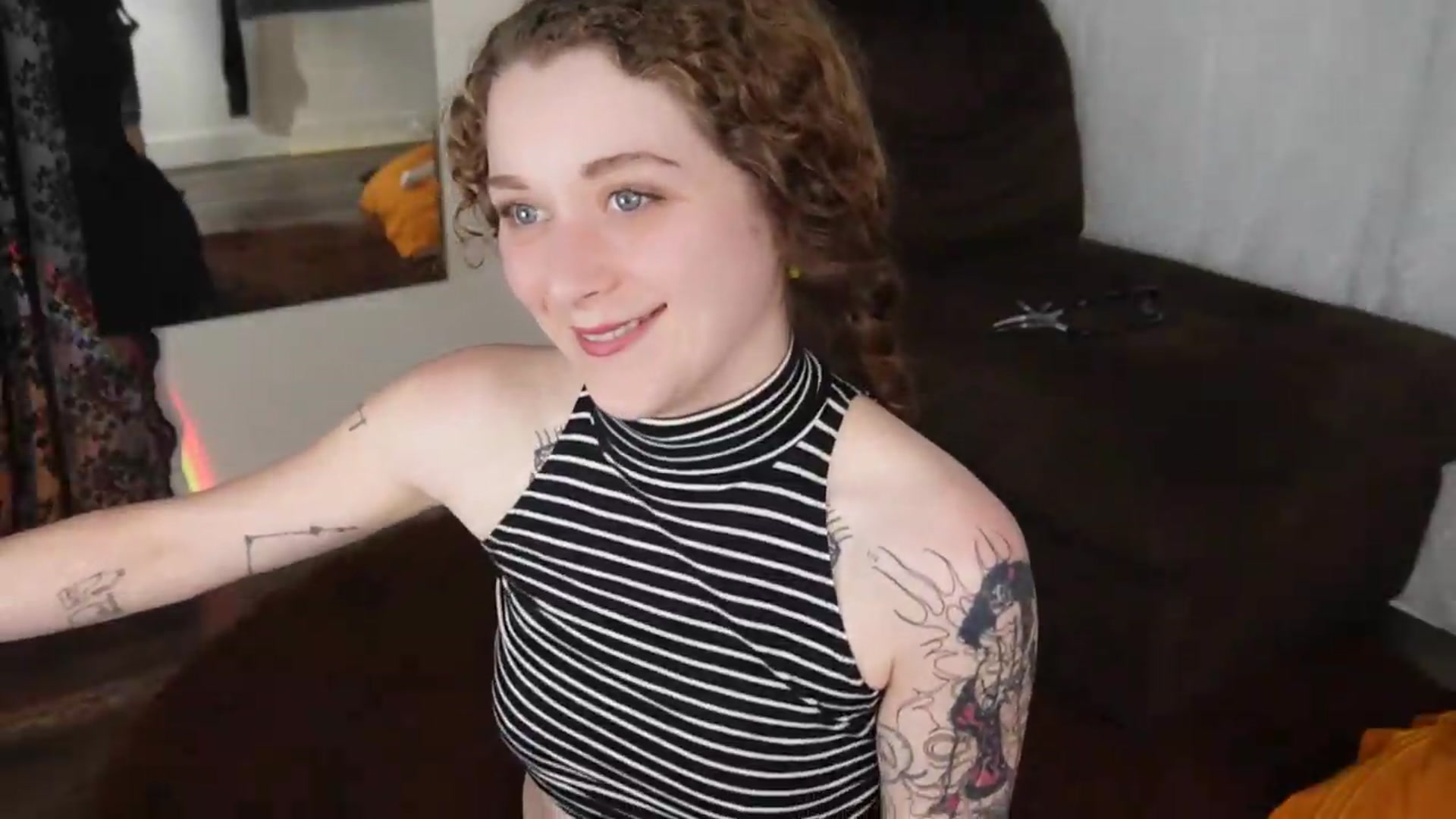 Gallery image thumbnail from peachyqueen's myfreecams stream on, 09/11/2026, 23:08 image 11 of 20