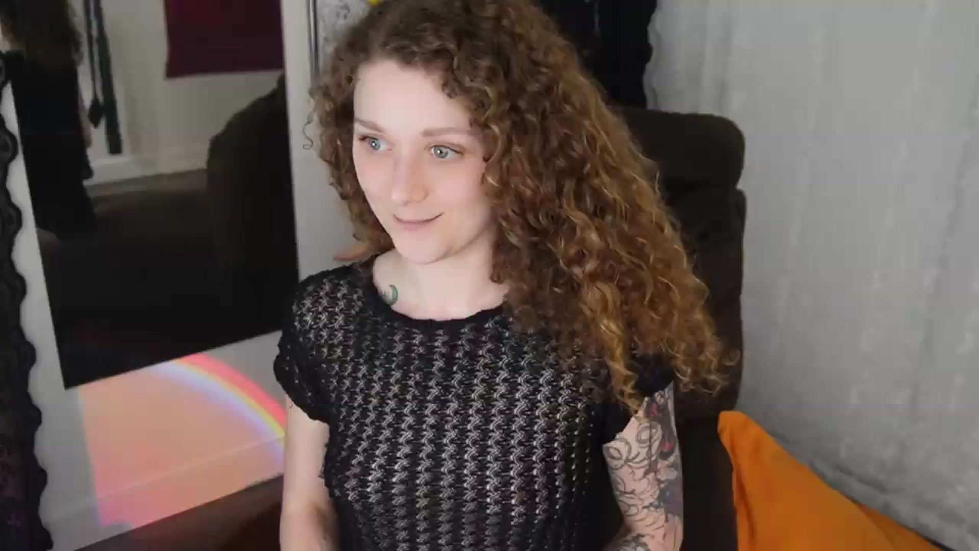 Gallery image thumbnail from peachyqueen's myfreecams stream on, 09/15/2026, 23:49 image 12 of 20
