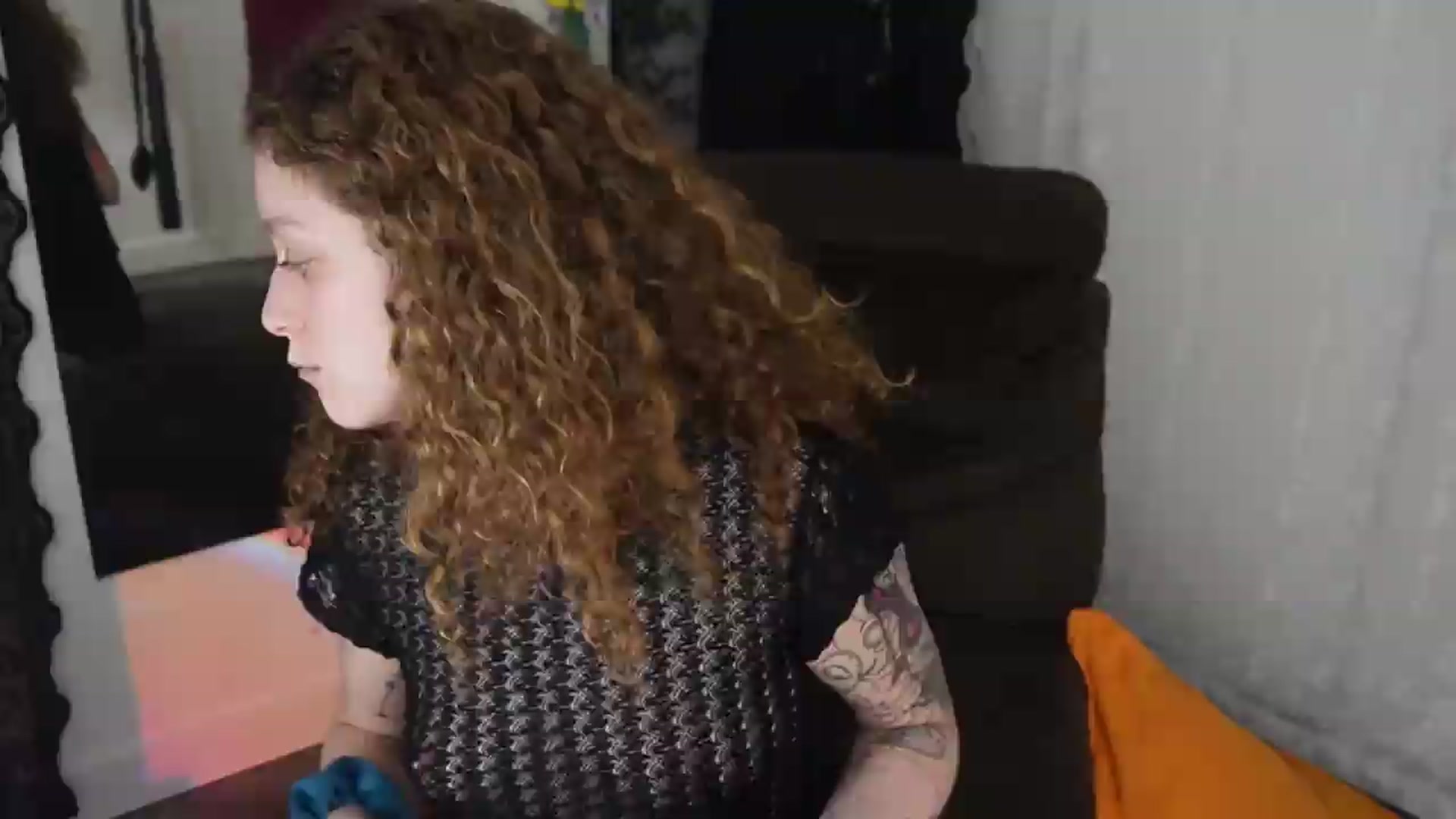 Gallery image thumbnail from peachyqueen's myfreecams stream on, 09/15/2026, 23:49 image 15 of 20