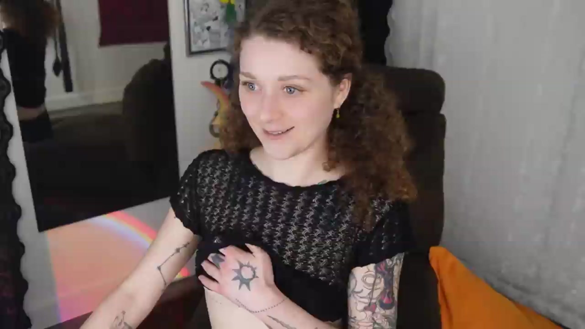 Gallery image thumbnail from peachyqueen's myfreecams stream on, 09/15/2026, 23:49 image 7 of 20