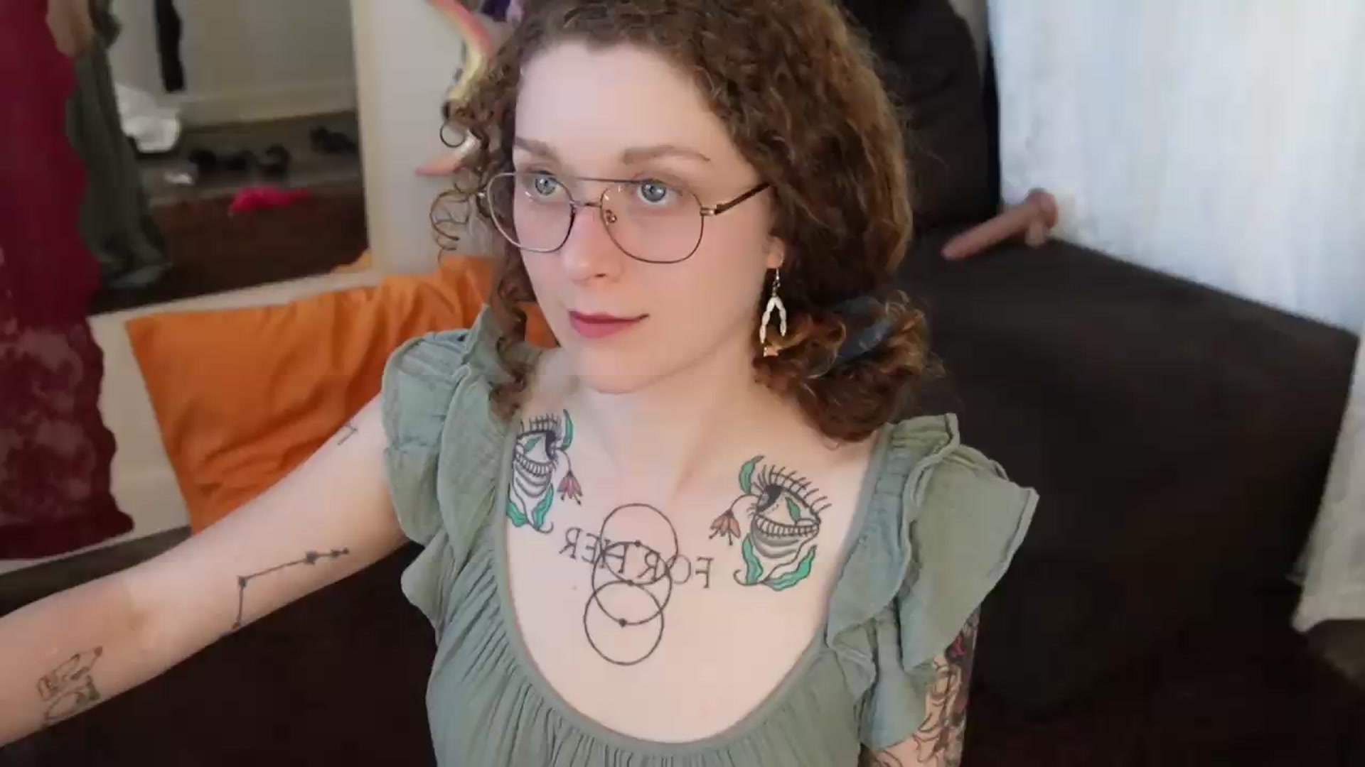 Gallery image thumbnail from peachyqueen's myfreecams stream on, 09/18/2026, 24:01 image 7 of 20