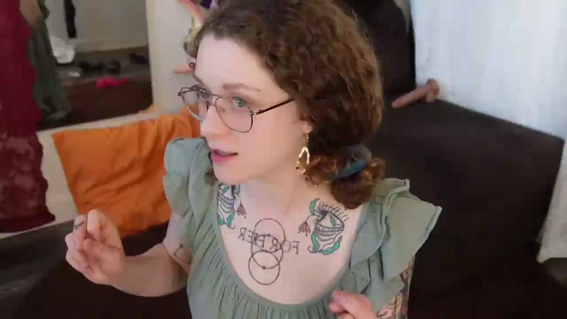 Gallery image thumbnail from peachyqueen's myfreecams stream on, 09/18/2026, 24:01 image 6 of 20