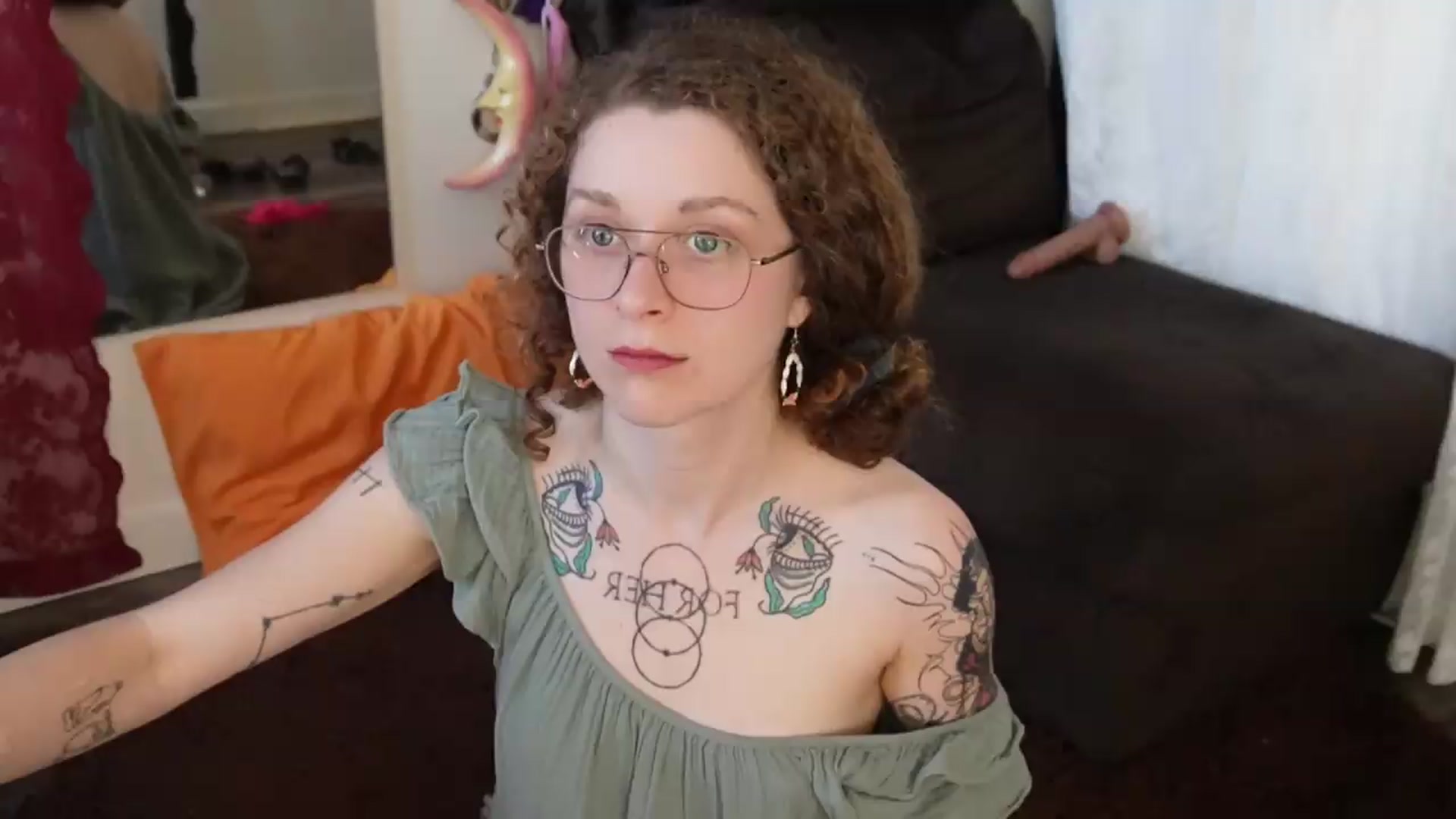 Gallery image thumbnail from peachyqueen's myfreecams stream on, 09/18/2026, 24:01 image 13 of 20