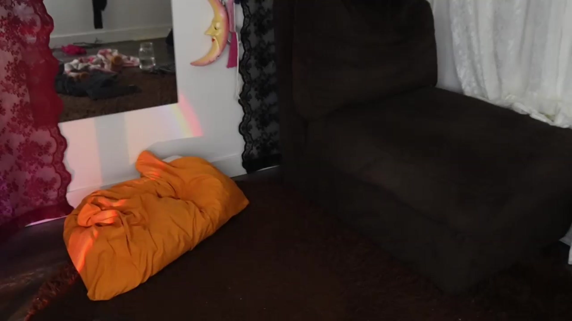 Gallery image thumbnail from peachyqueen's myfreecams stream on, 09/21/2026, 02:07 image 20 of 20